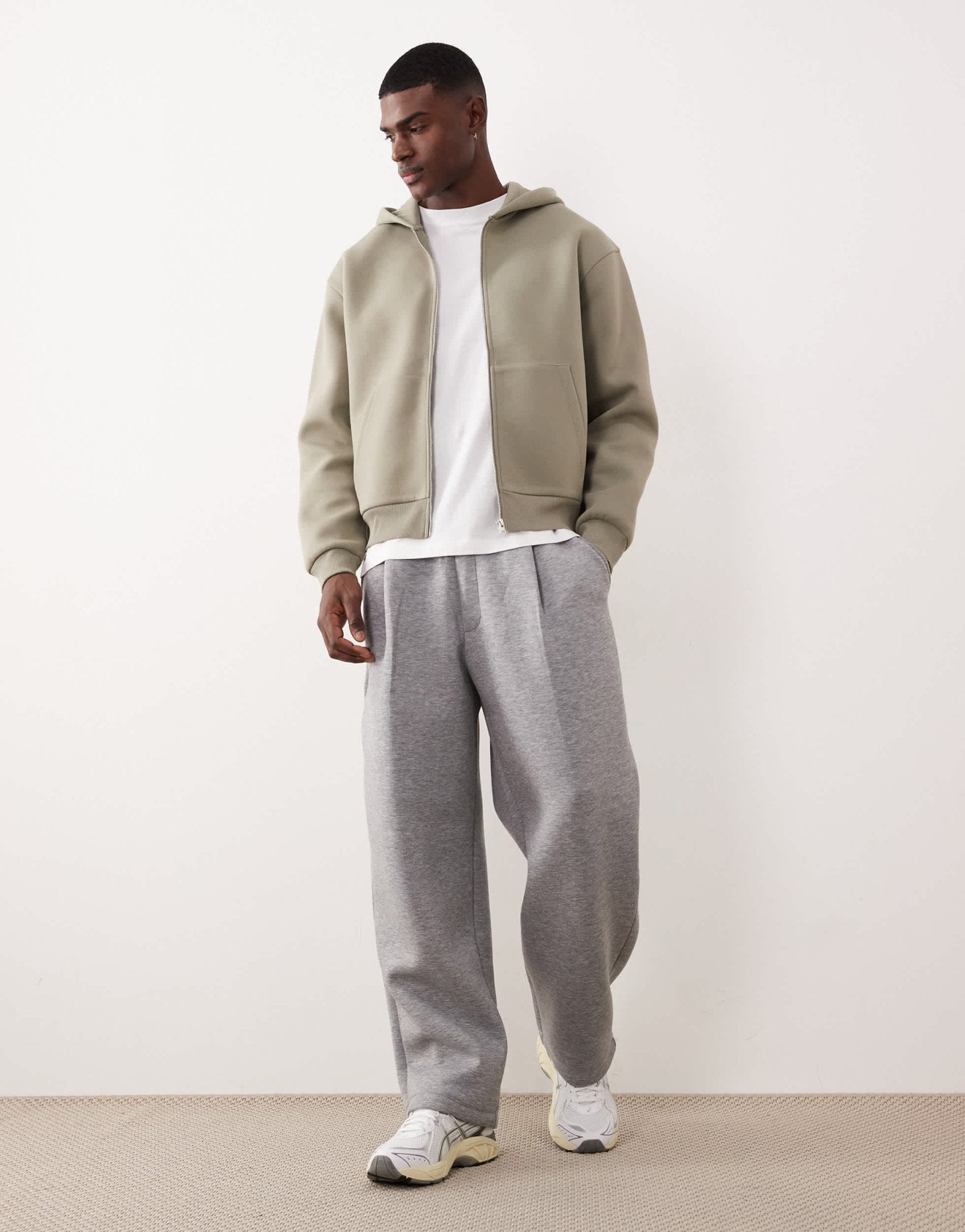 ASOS DESIGN heavyweight relaxed boxy zip through hoodie in scuba-style fabric in khaki - KHAKI - ASOS Sample Sale