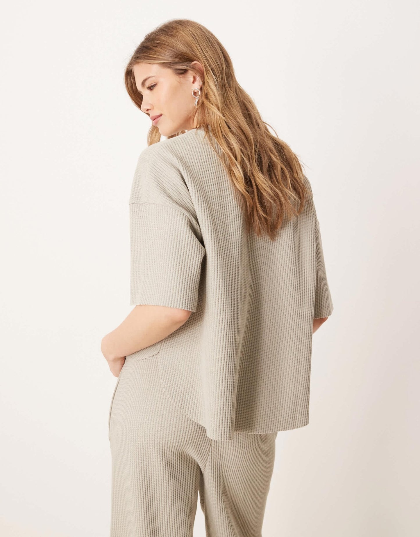 ASOS DESIGN heavyweight waffle co - ord short sleeve top in light khaki - ASOS Sample Sale