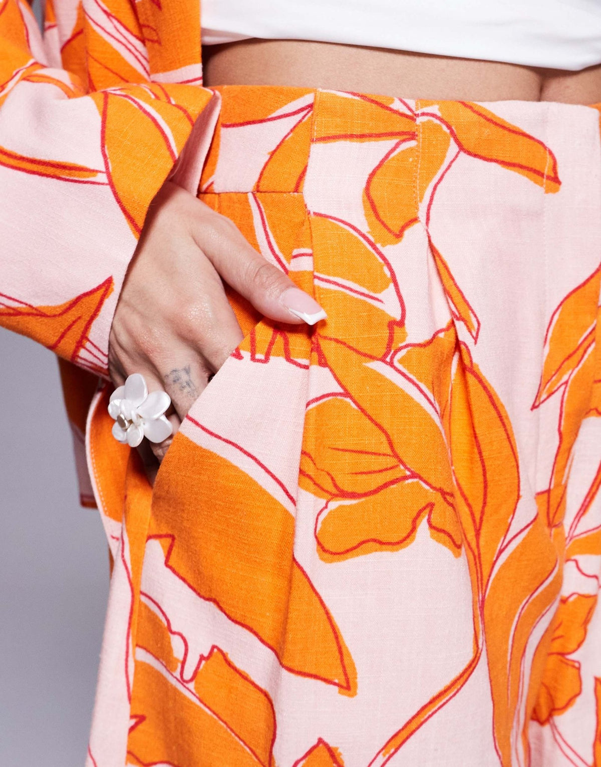 ASOS DESIGN high waist seam detail tailored shorts co-ord with linen in palm print - ASOS Sample Sale