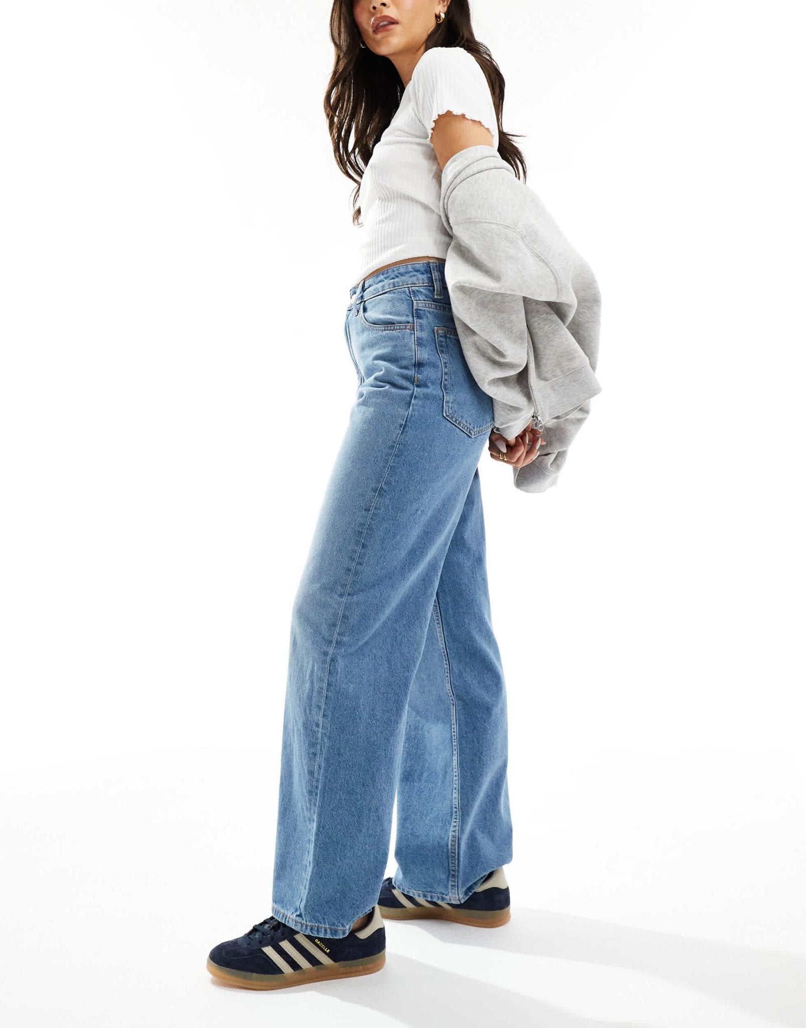 ASOS DESIGN high waist wide leg dad jeans in light mid blue - ASOS Sample Sale