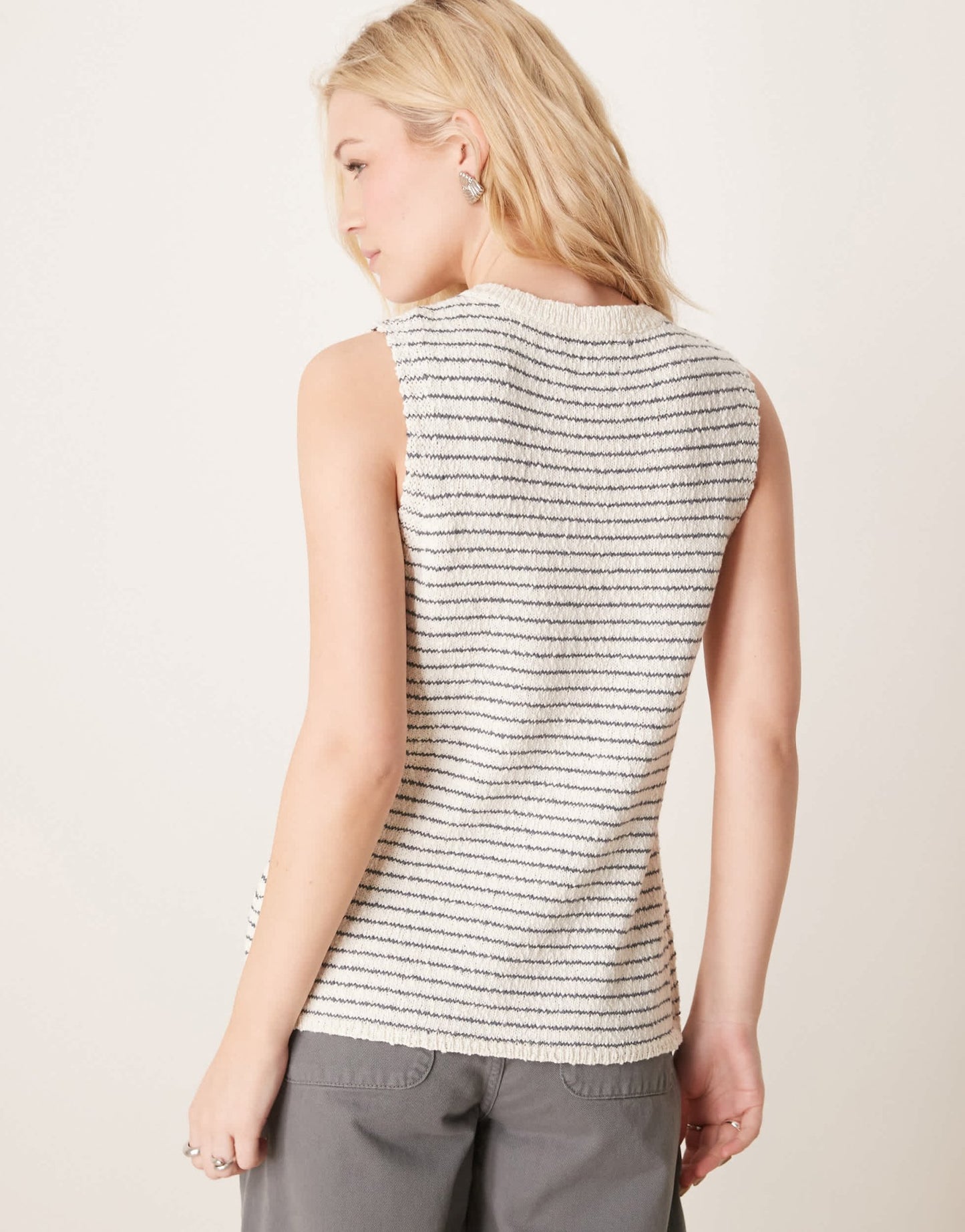 ASOS DESIGN knitted crew neck longline boucle waistcoat in stripe - ASOS Sample Sale