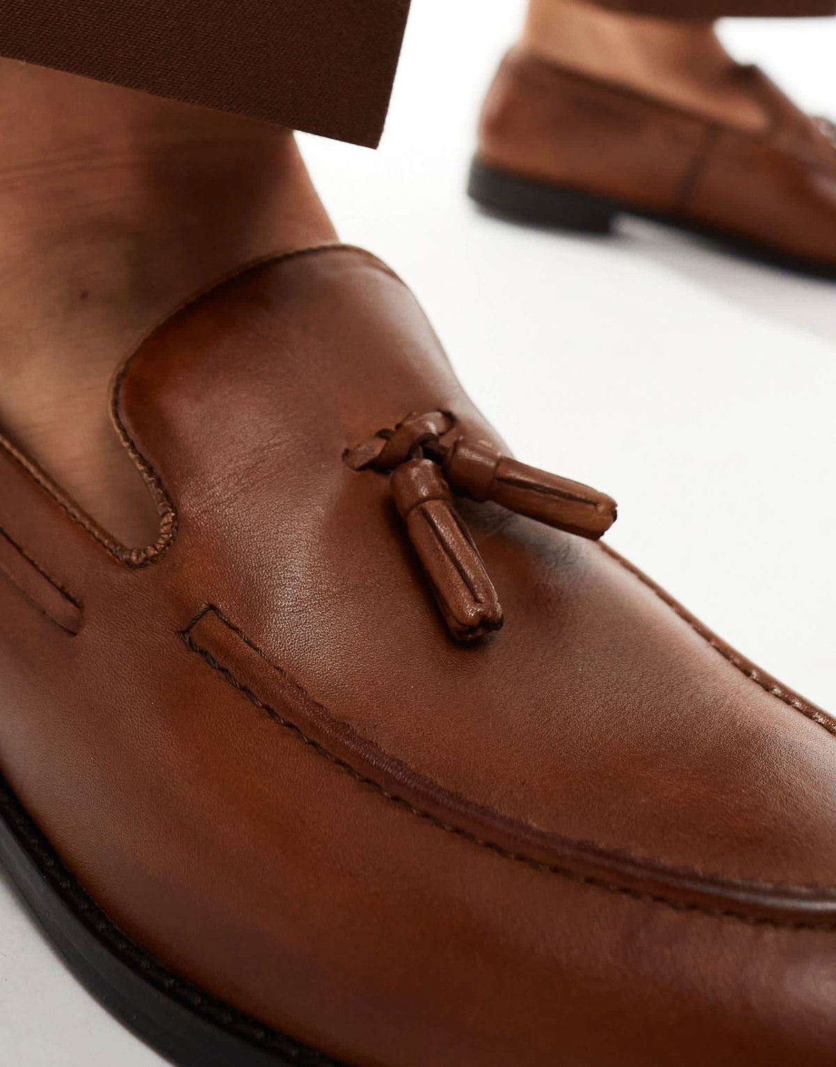 ASOS DESIGN loafers in tan leather with tassel - ASOS Sample Sale