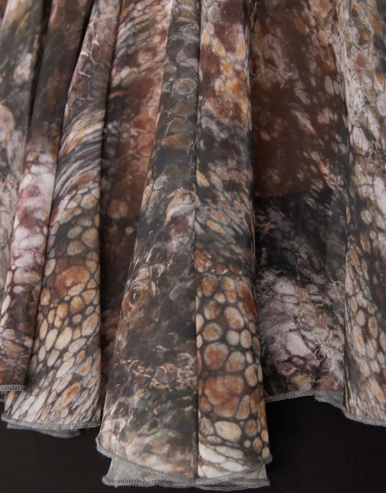 ASOS DESIGN long sleeve godet top in blurred abstract print - ASOS Sample Sale