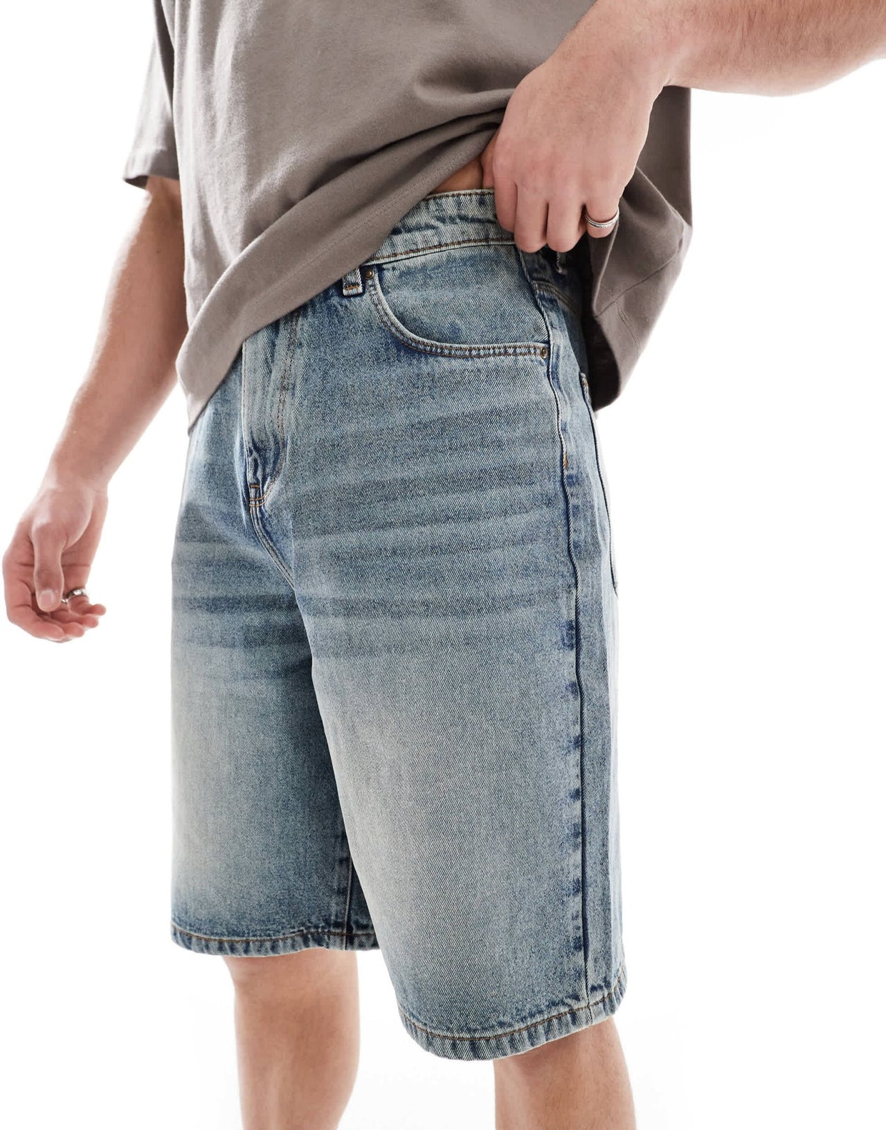 ASOS DESIGN longer length denim jort in light wash blue with tint - ASOS Sample Sale