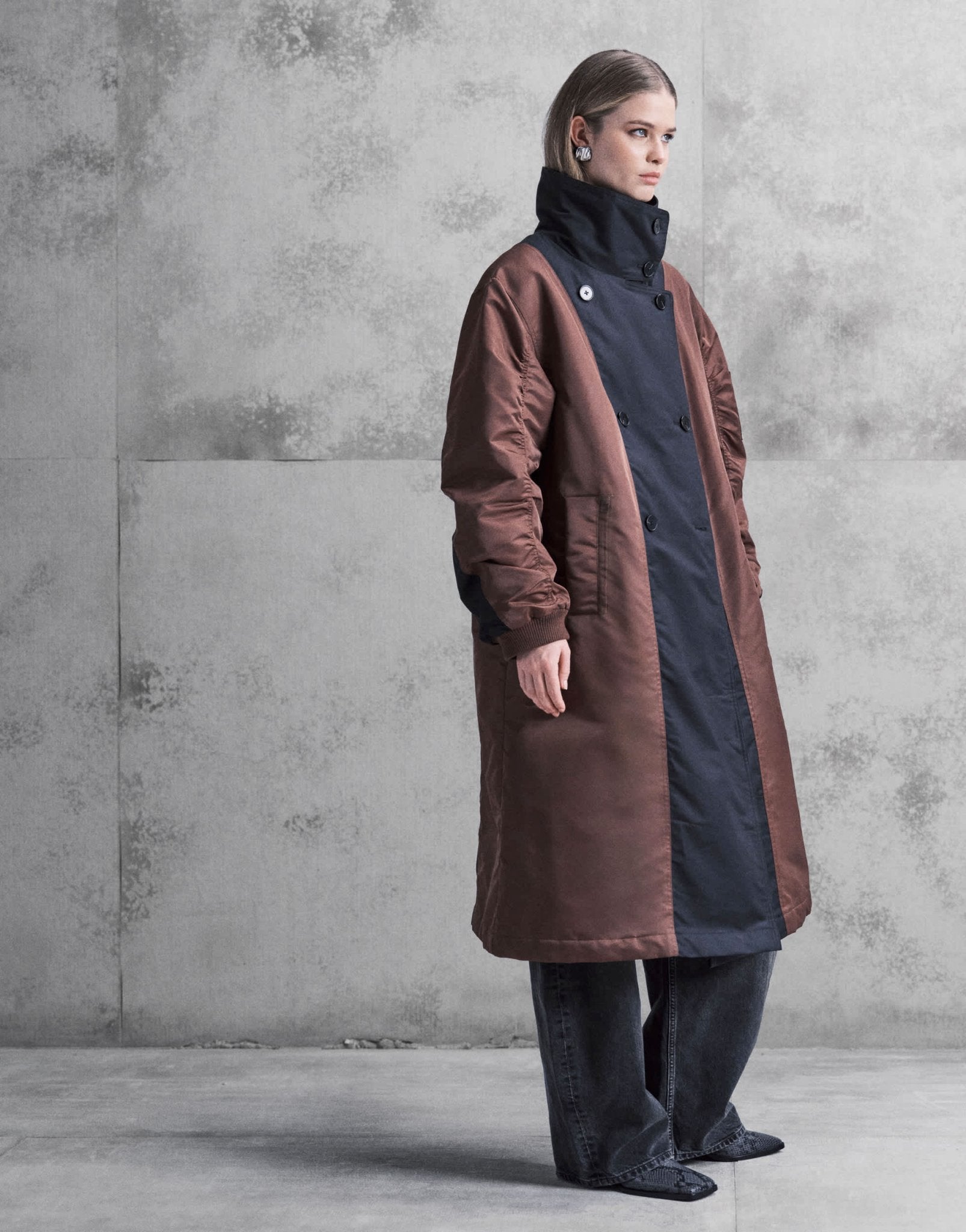 ASOS DESIGN longline hybrid parka jacket in chocolate and black - ASOS Sample Sale