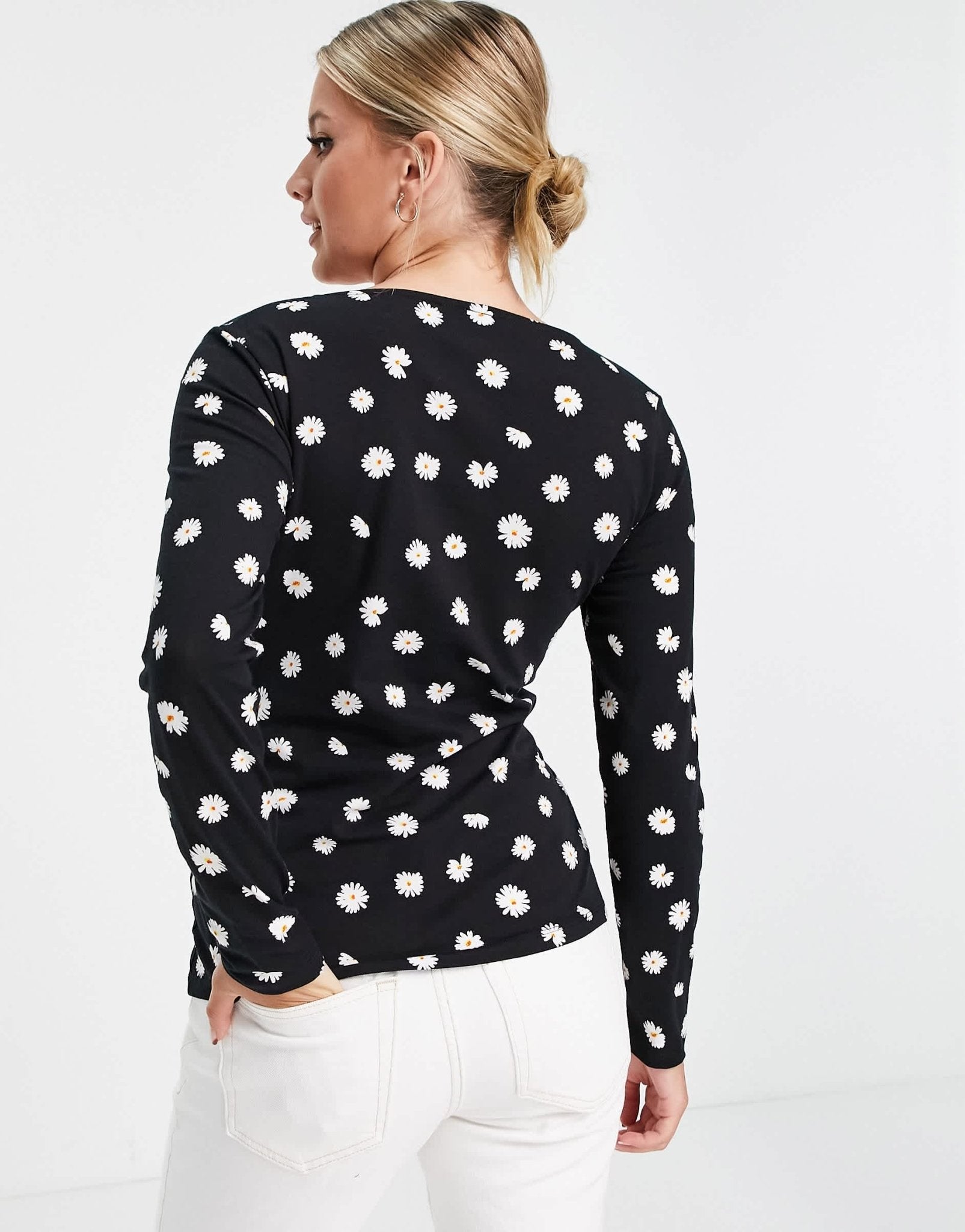 ASOS DESIGN Maternity button front top in daisy print - ASOS Sample Sale