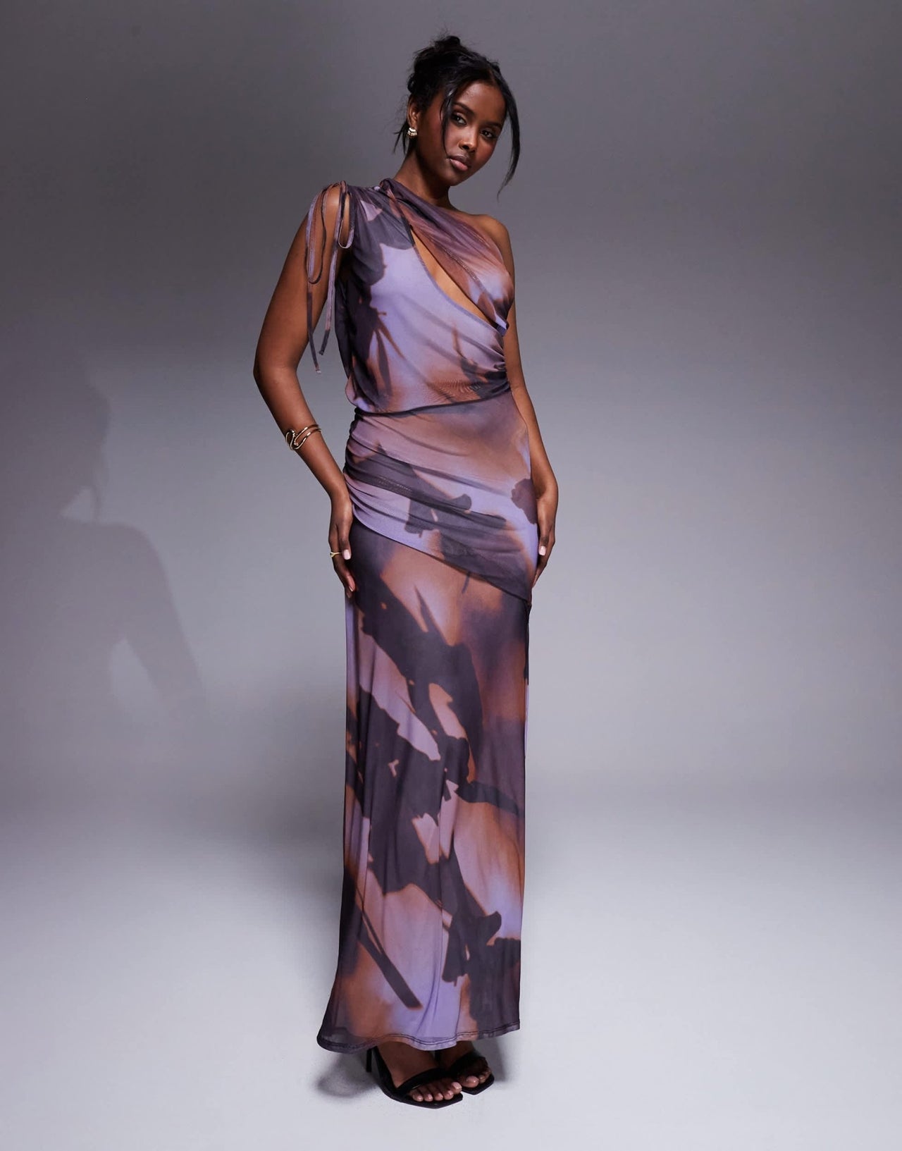 ASOS DESIGN mesh channelled tie one shoulder midi dress with slash cut out in blurred purple print - ASOS Sample Sale