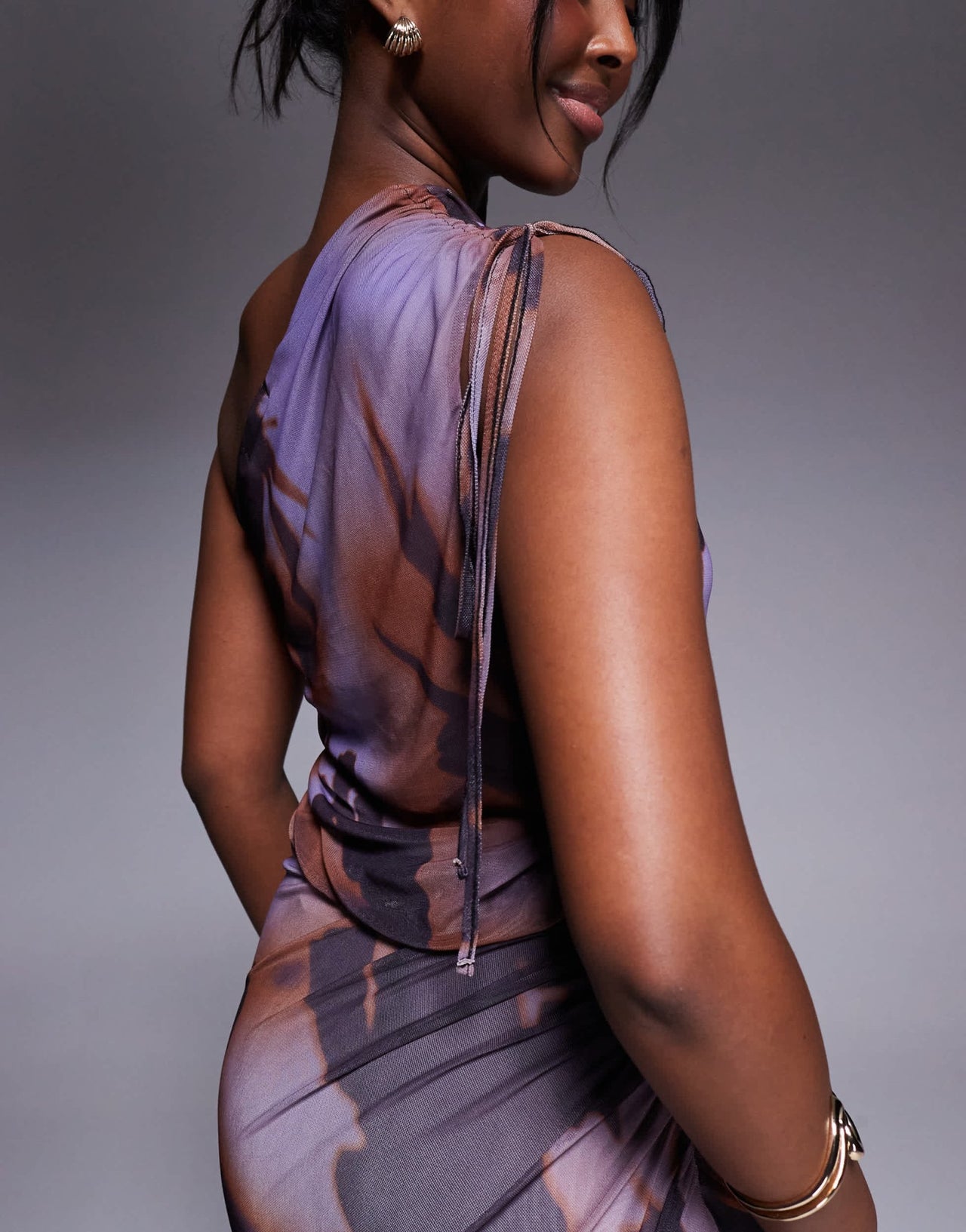 ASOS DESIGN mesh channelled tie one shoulder midi dress with slash cut out in blurred purple print - ASOS Sample Sale