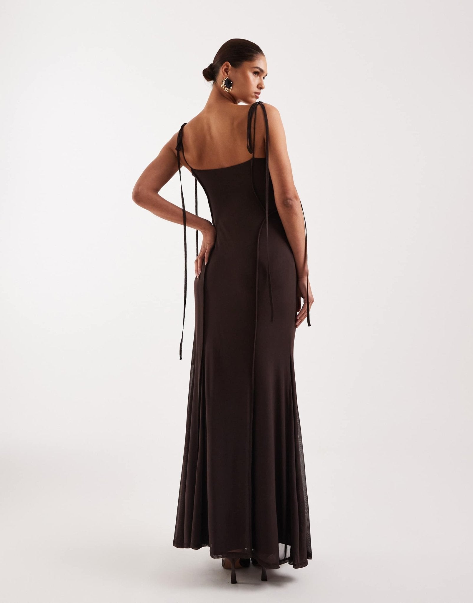 ASOS DESIGN mesh exposed seam sculpted cupped maxi dress in chocolate - ASOS Sample Sale
