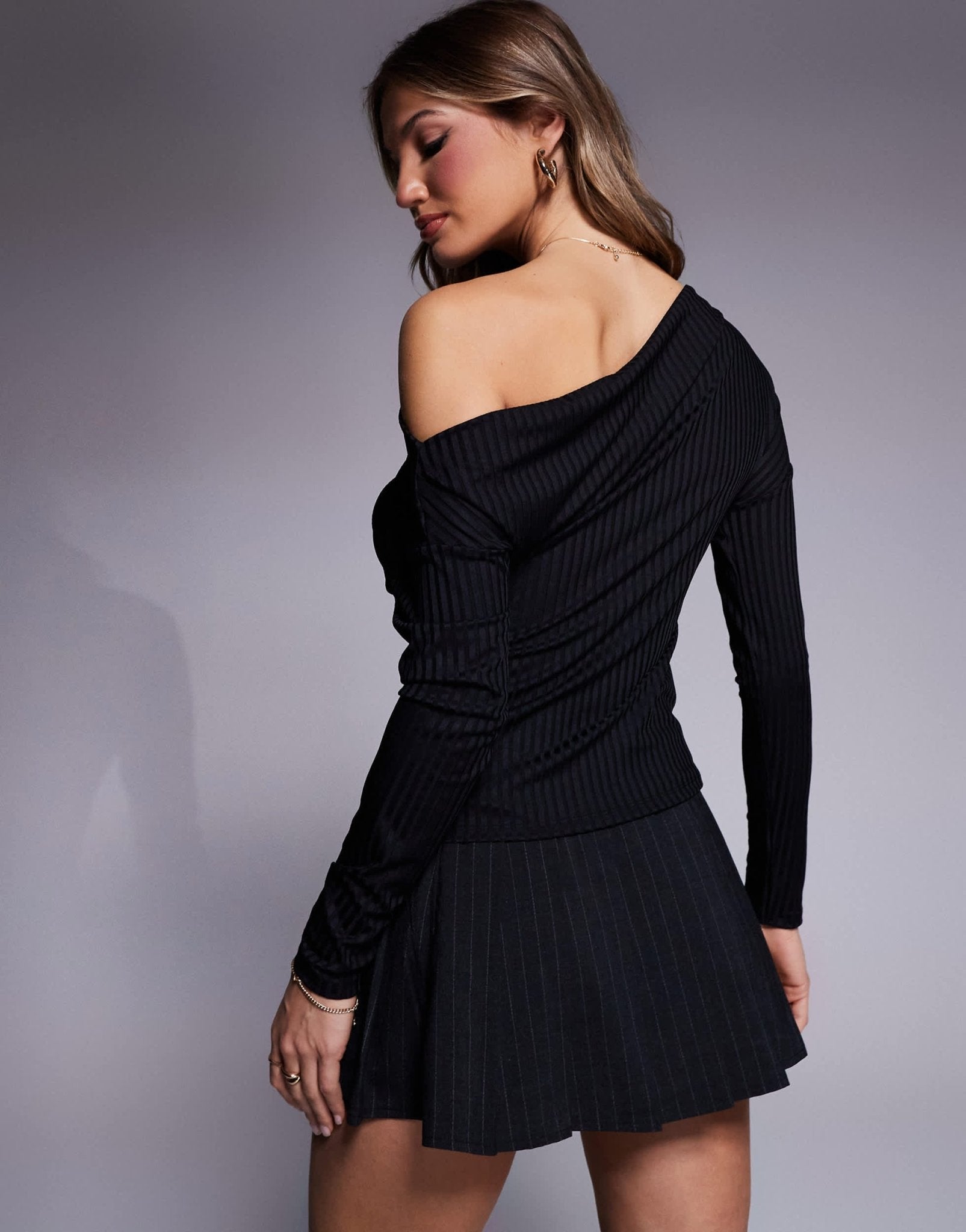 ASOS DESIGN off shoulder long sleeve rib top in black - ASOS Sample Sale
