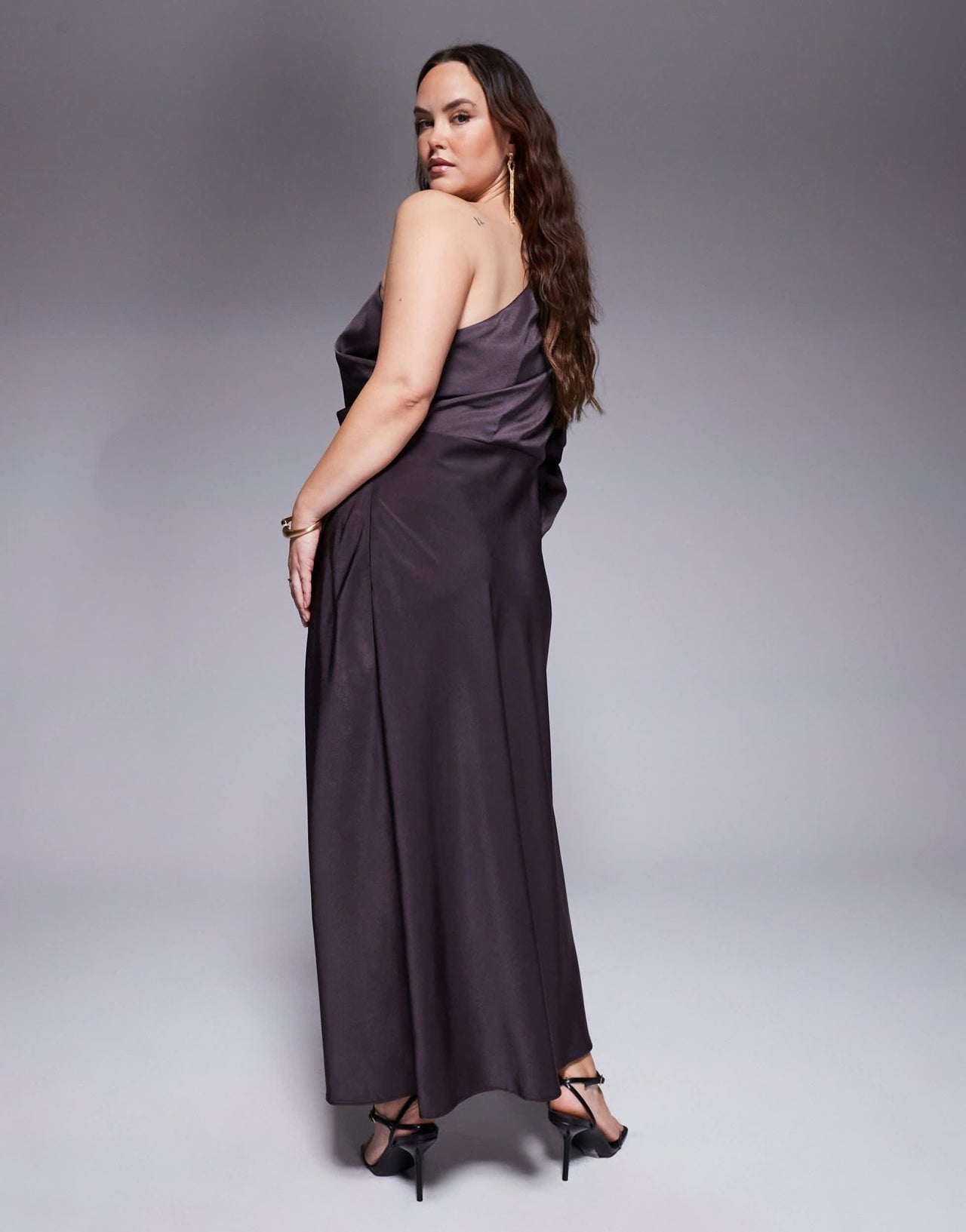 ASOS DESIGN one shoulder pleated maxi dress in chocolate - ASOS Sample Sale