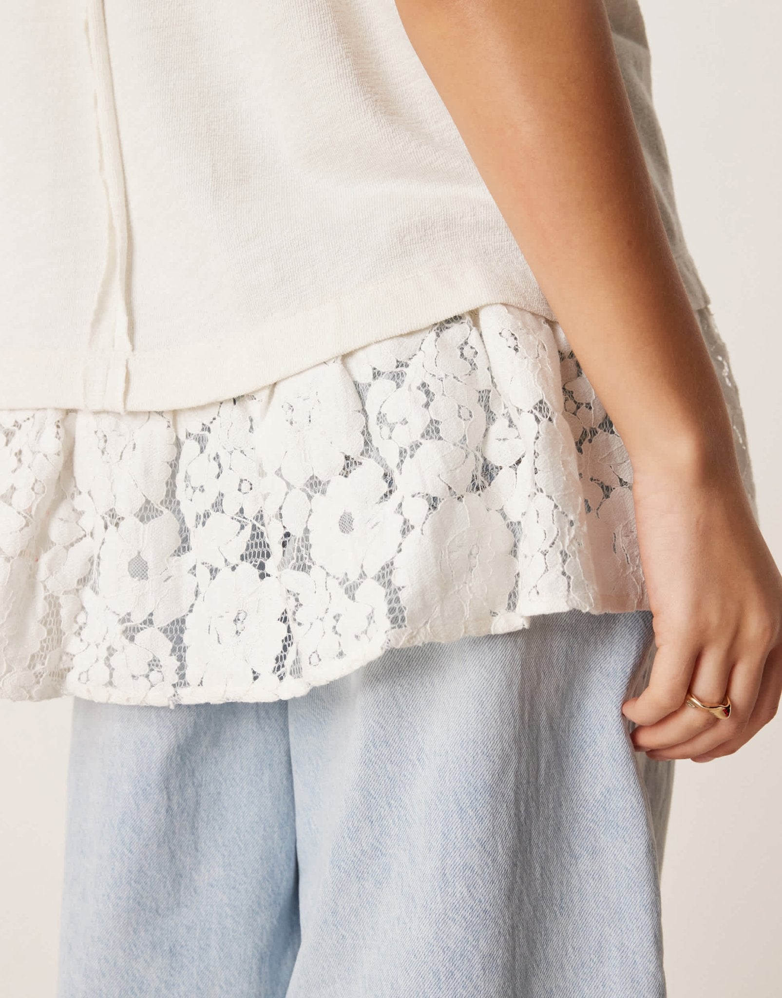 ASOS DESIGN oversized raglan t-shirt with lace hem detail in cream - ASOS Sample Sale