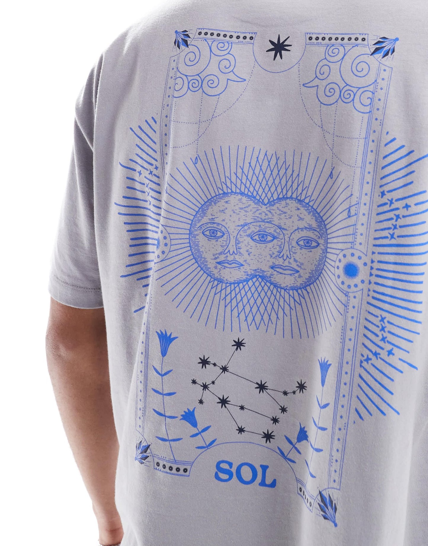ASOS DESIGN oversized t-shirt with celestial graphic in grey - ASOS Sample Sale