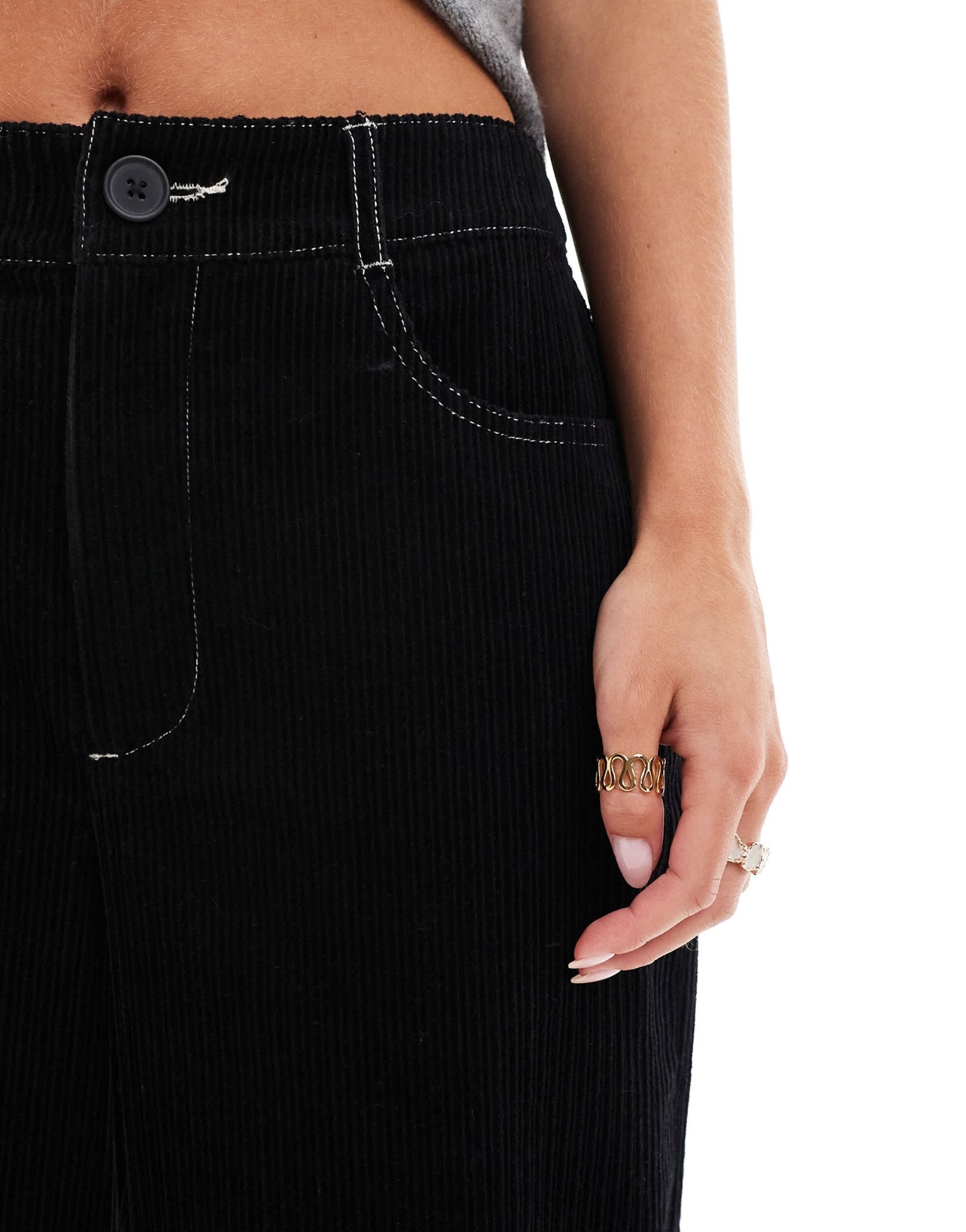 ASOS DESIGN Petite cord cropped wide leg trouser with contrast stitch in black - ASOS Sample Sale