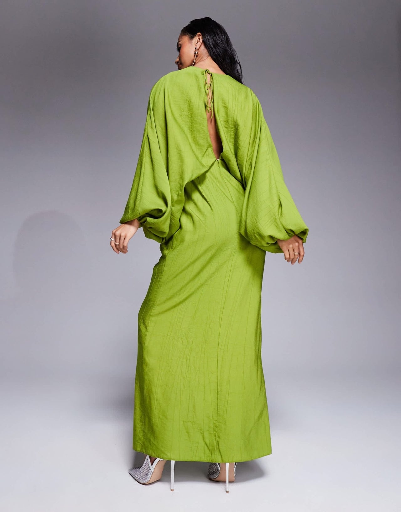 ASOS DESIGN Petite plunge elasticated maxi dress with blouson sleeve in lime green - ASOS Sample Sale