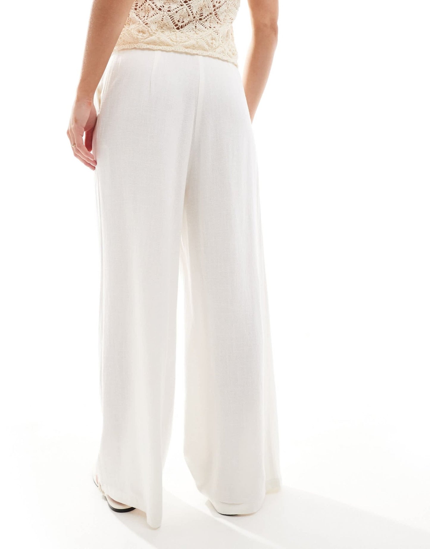 ASOS DESIGN Petite tailored high waist seam detail wide leg linen trousers in white - ASOS Sample Sale