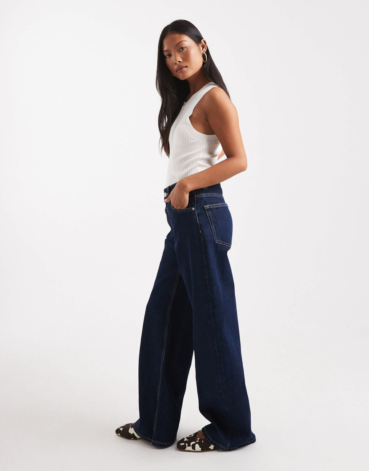 ASOS DESIGN Petite wide leg dad jean in rinse - ASOS Sample Sale