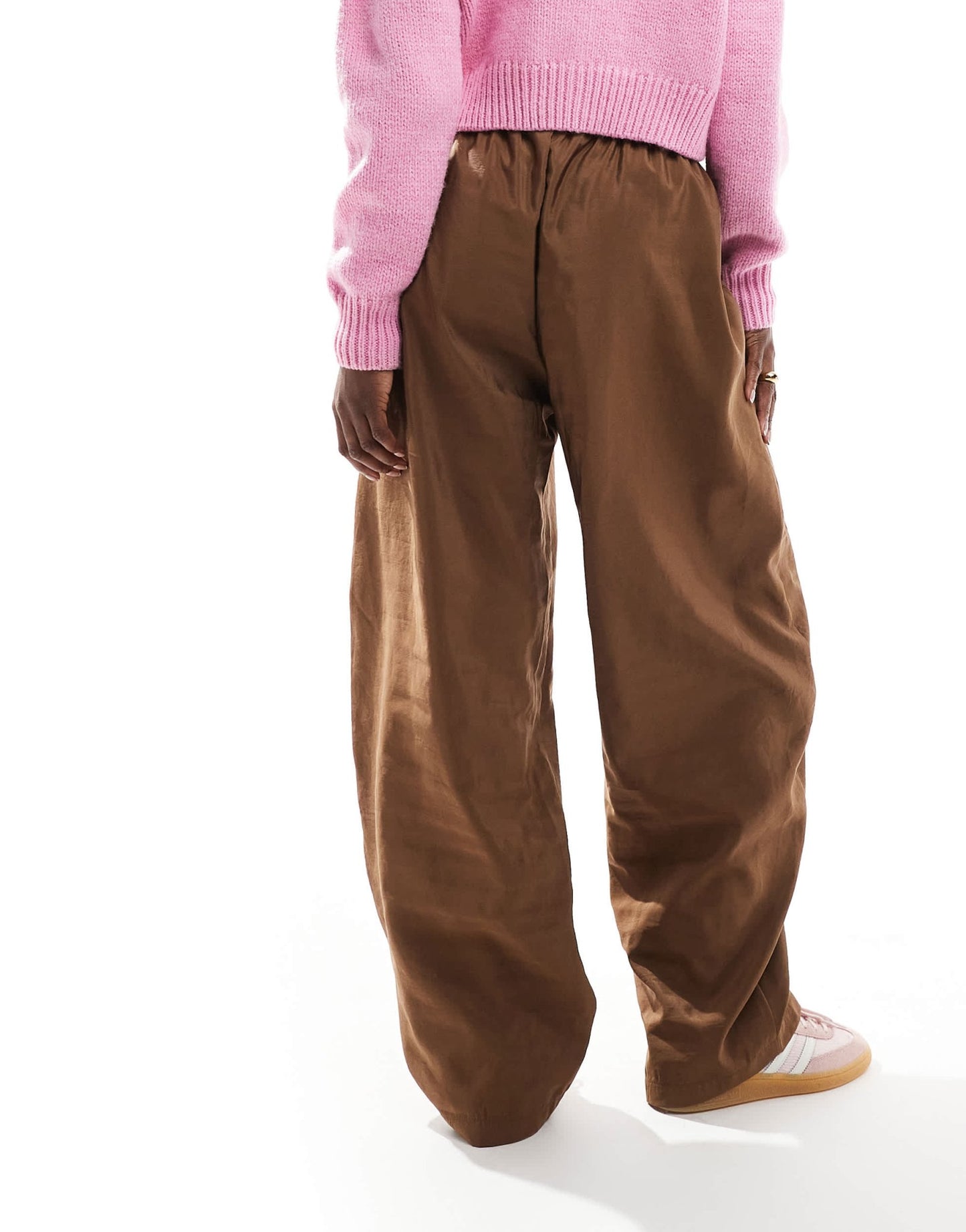 ASOS DESIGN pull on balloon trouser in chocolate - ASOS Sample Sale