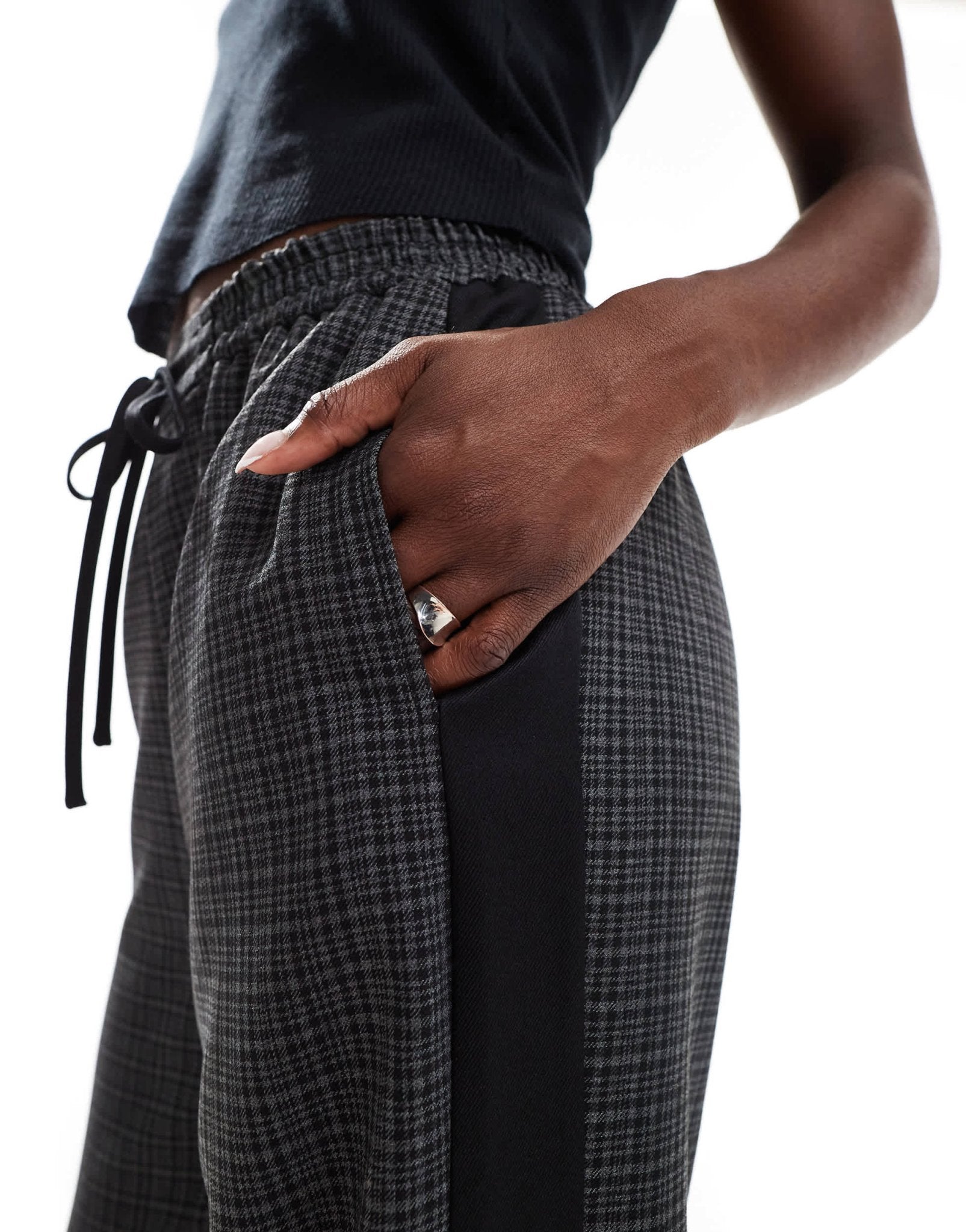 ASOS DESIGN pull on trouser with contrast panel in grey check - ASOS Sample Sale