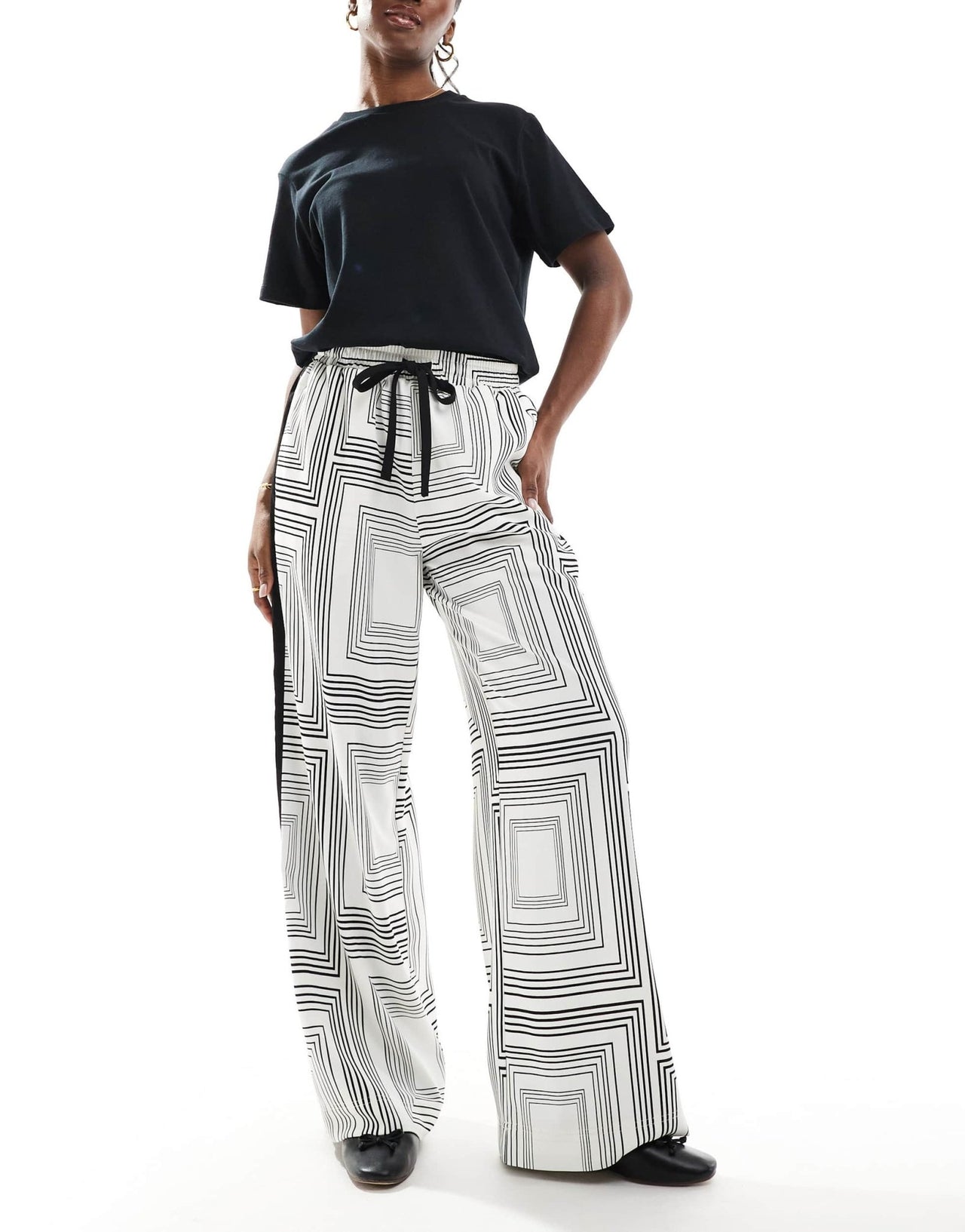 ASOS DESIGN pull on trousers with contrast panel in geo mono - ASOS Sample Sale