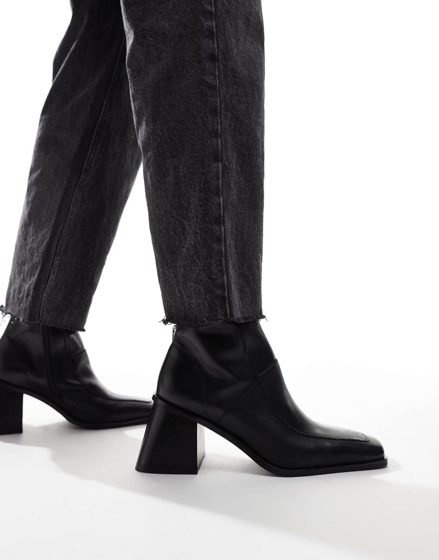 ASOS DESIGN Ria mid-heel leather boots in black - ASOS Sample Sale