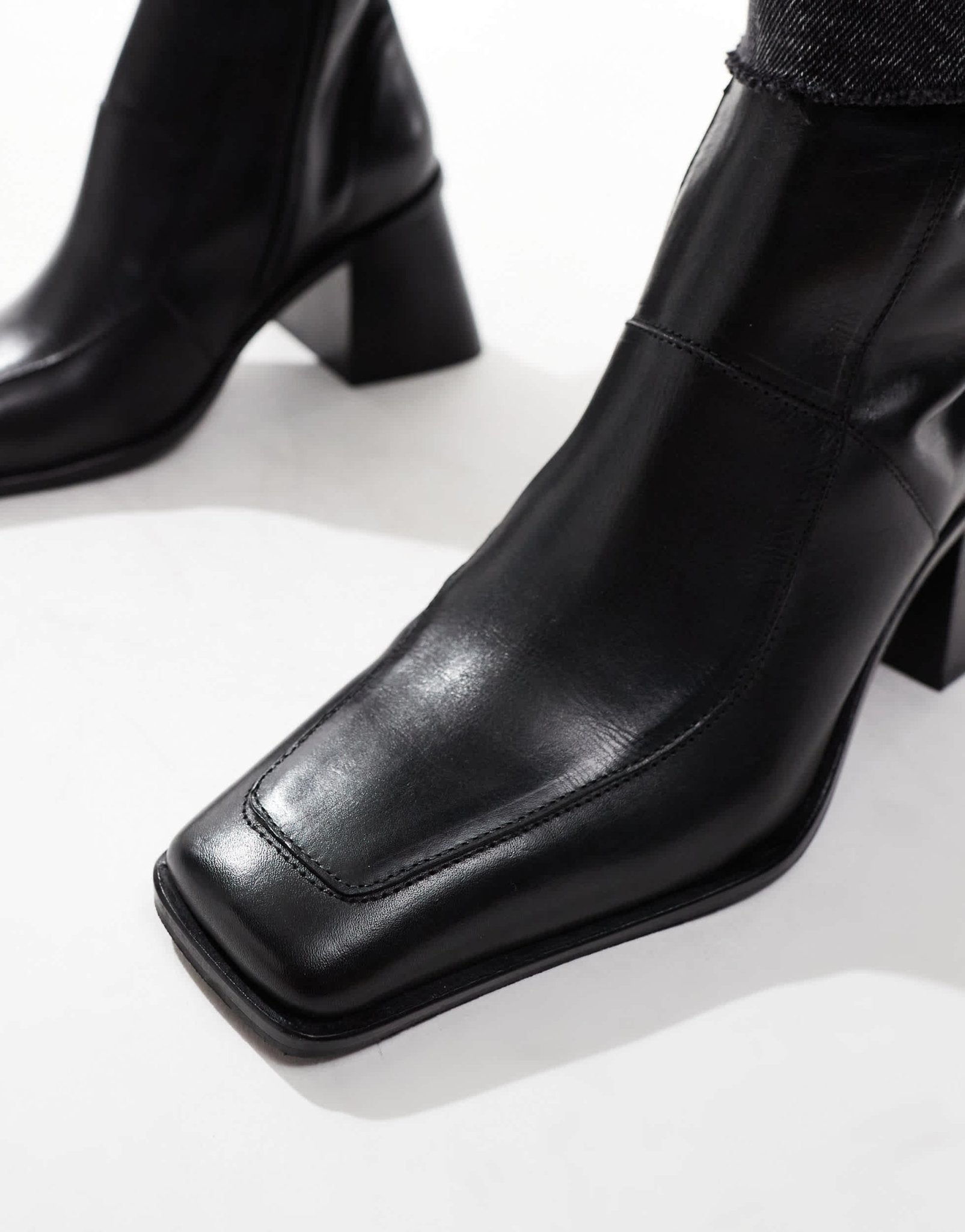 ASOS DESIGN Ria mid-heel leather boots in black - ASOS Sample Sale