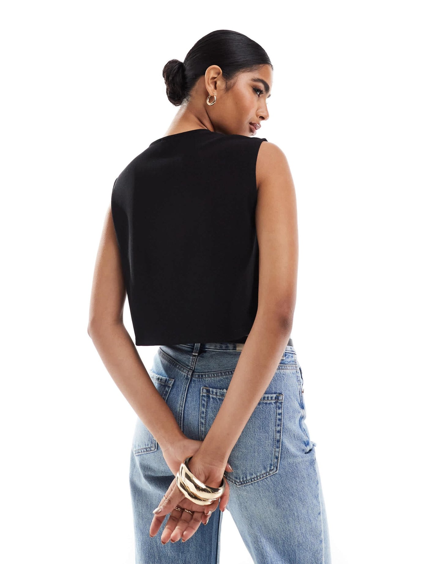 ASOS DESIGN ribbed wide shoulder boxy cropped waistcoat in black - ASOS Sample Sale