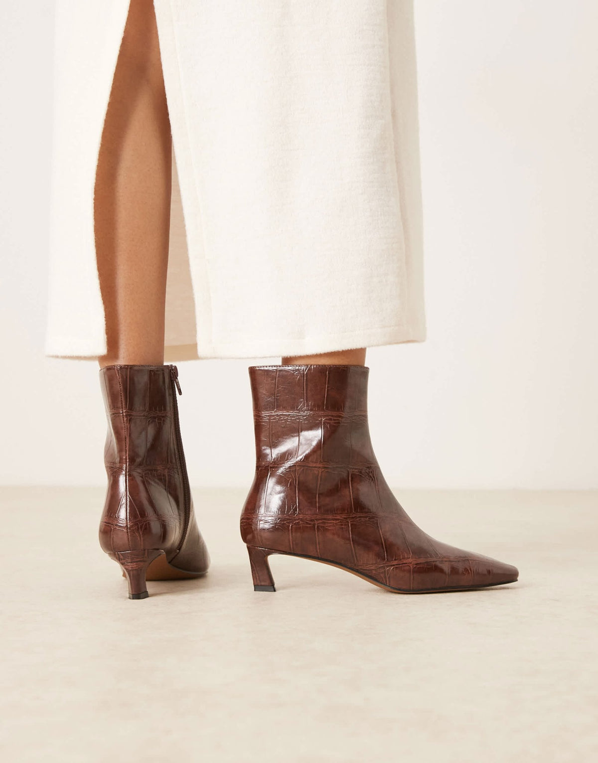 ASOS DESIGN Riley mid-heel ankle boots in brown croc - ASOS Sample Sale