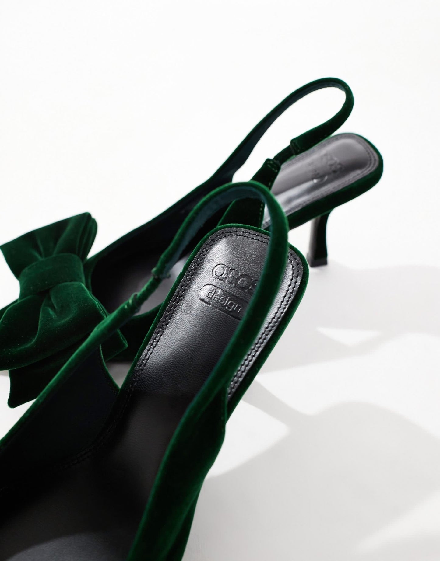 ASOS DESIGN Sapphire bow detail mid heeled shoes in green - ASOS Sample Sale