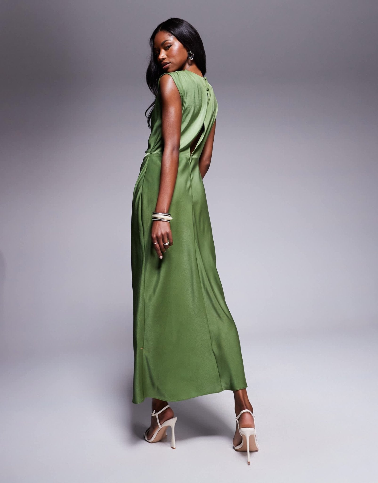 ASOS DESIGN satin high neck pleated bodice midi dress in olive green – ASOS Sample Sale