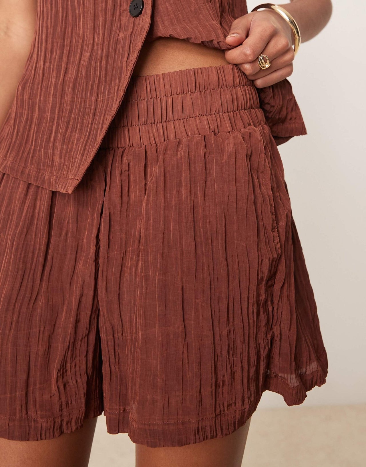 ASOS DESIGN sheer crinkle satin boxer shorts co - ord in chocolate - ASOS Sample Sale