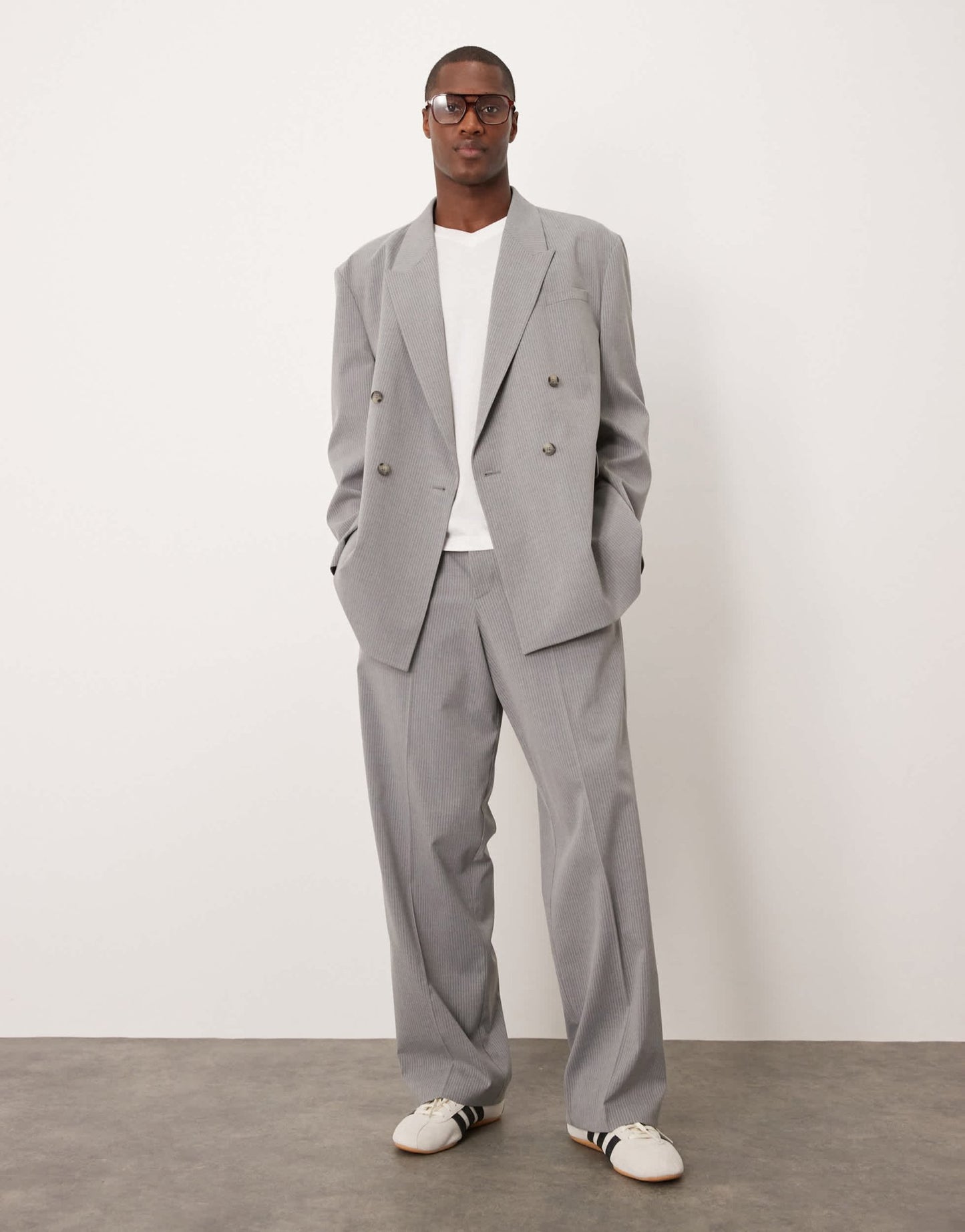 ASOS DESIGN slouchy oversized suit jacket in grey pinstripe - ASOS Sample Sale