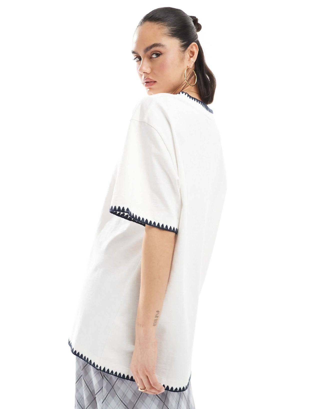 ASOS DESIGN slubby oversized t-shirt with ricrac detail in white - ASOS Sample Sale