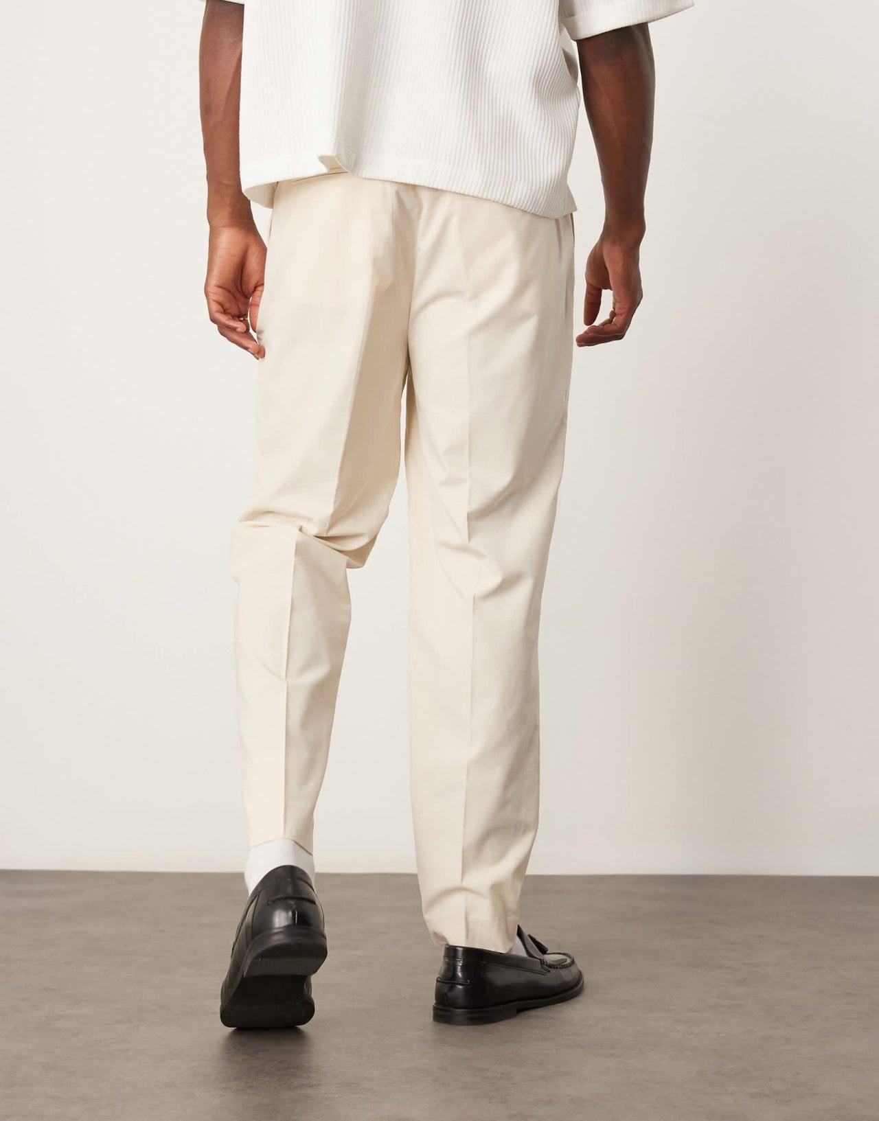 ASOS DESIGN smart co - ord tapered trousers in cream with elasticated waist - ASOS Sample Sale