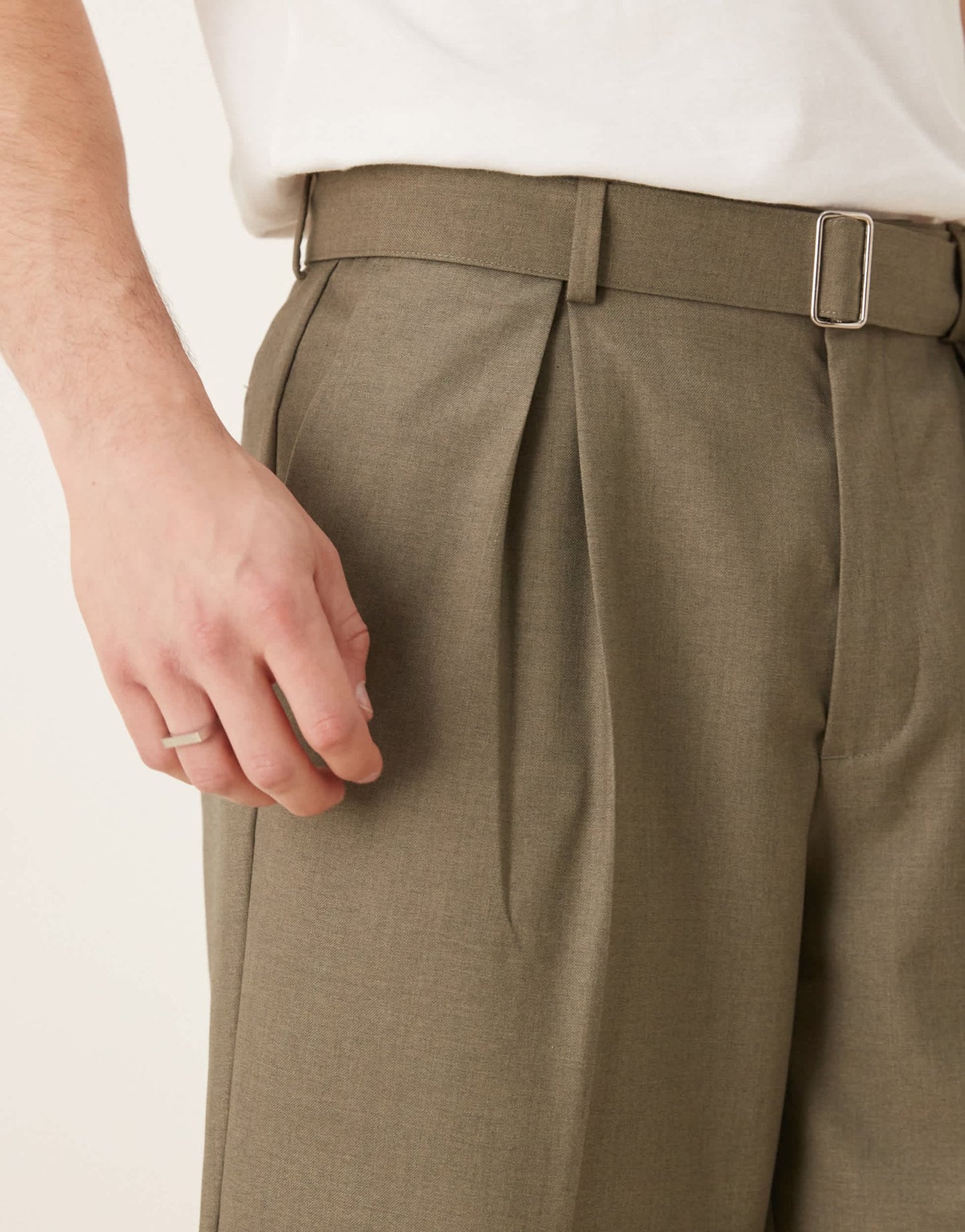 ASOS DESIGN smart oversized tapered belted trousers with front pleat in khaki - ASOS Sample Sale
