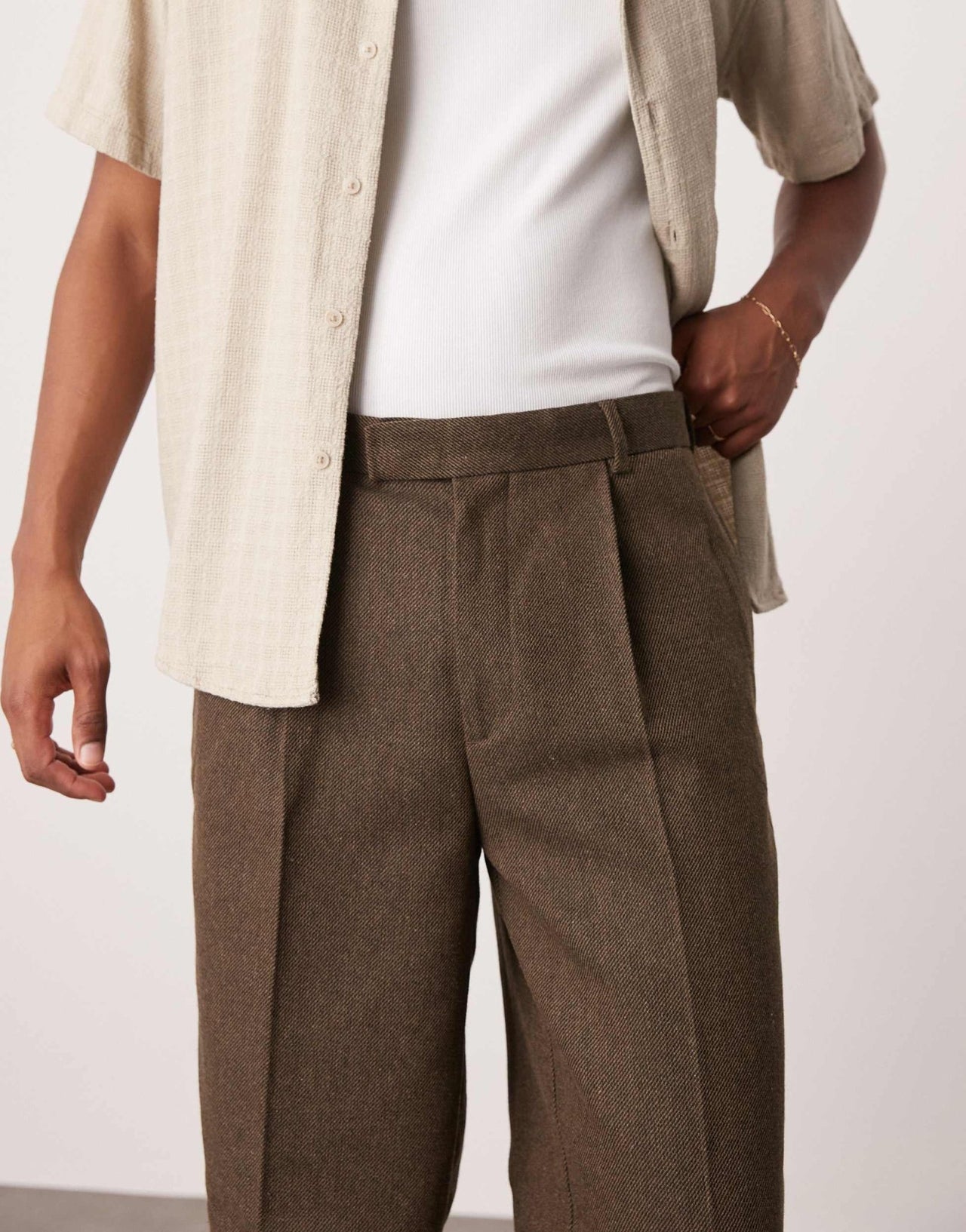 ASOS DESIGN smart oversized tapered pleated trousers in brown with wool twill - ASOS Sample Sale