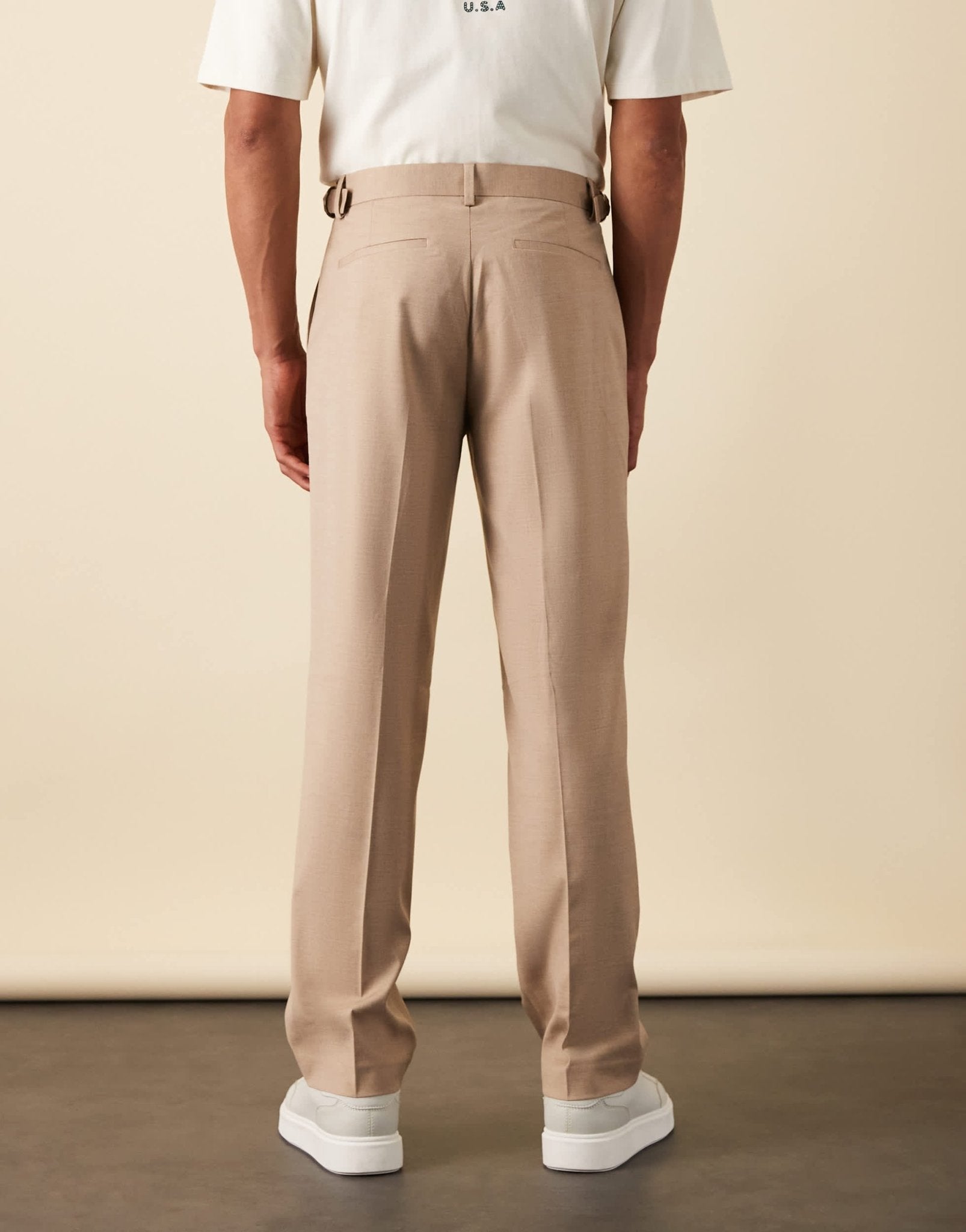 ASOS DESIGN smart straight leg trousers with side adjusters in stone linen look with front pleat - ASOS Sample Sale
