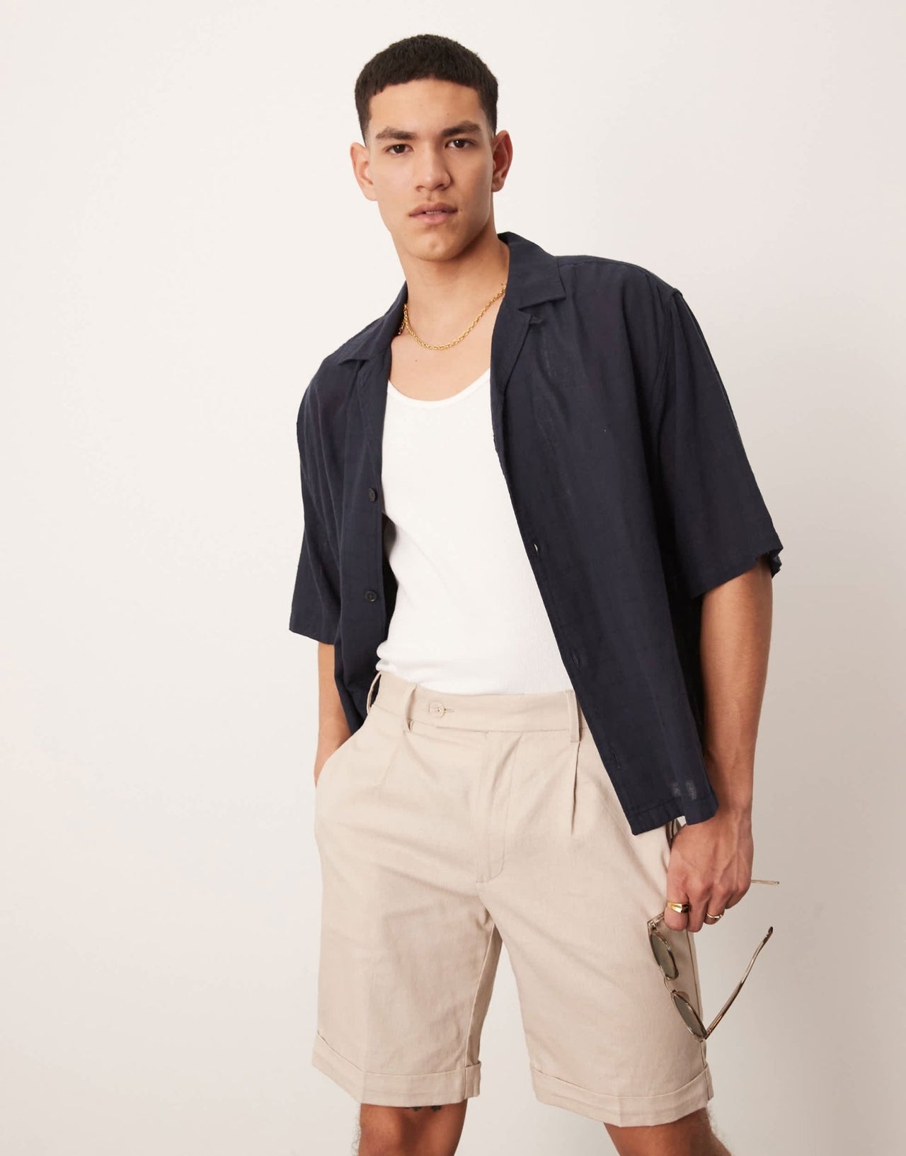 ASOS DESIGN smart straight linen blend chino shorts with front pleat in stone - ASOS Sample Sale