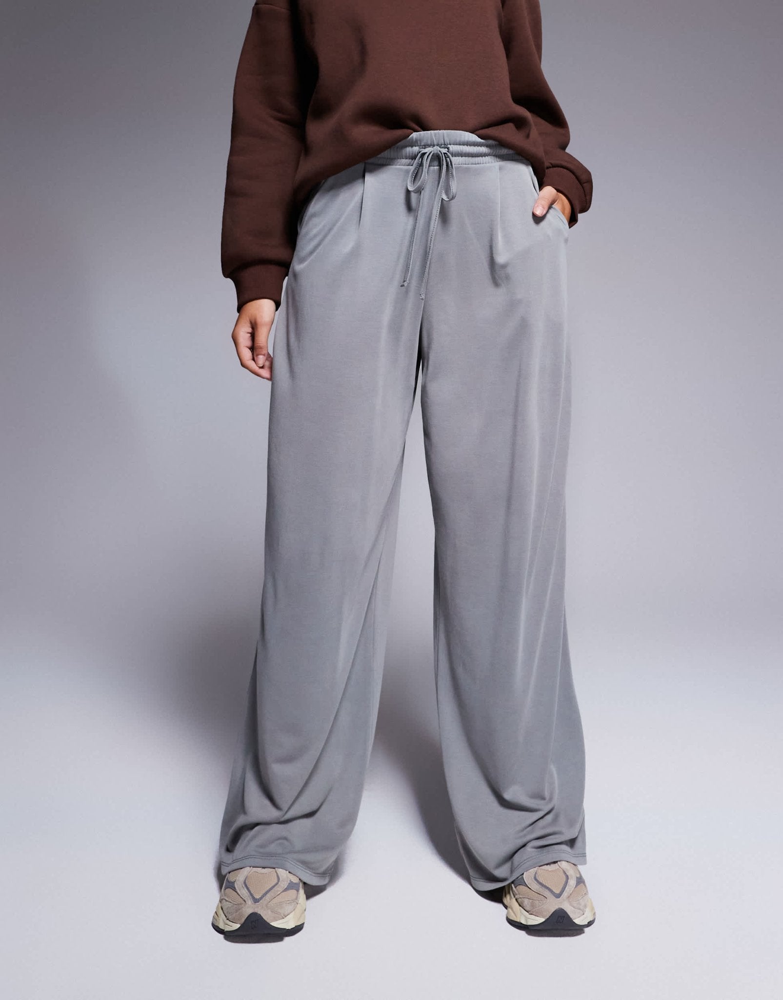 ASOS DESIGN soft handle wide leg trouser with tie waist in light grey - ASOS Sample Sale