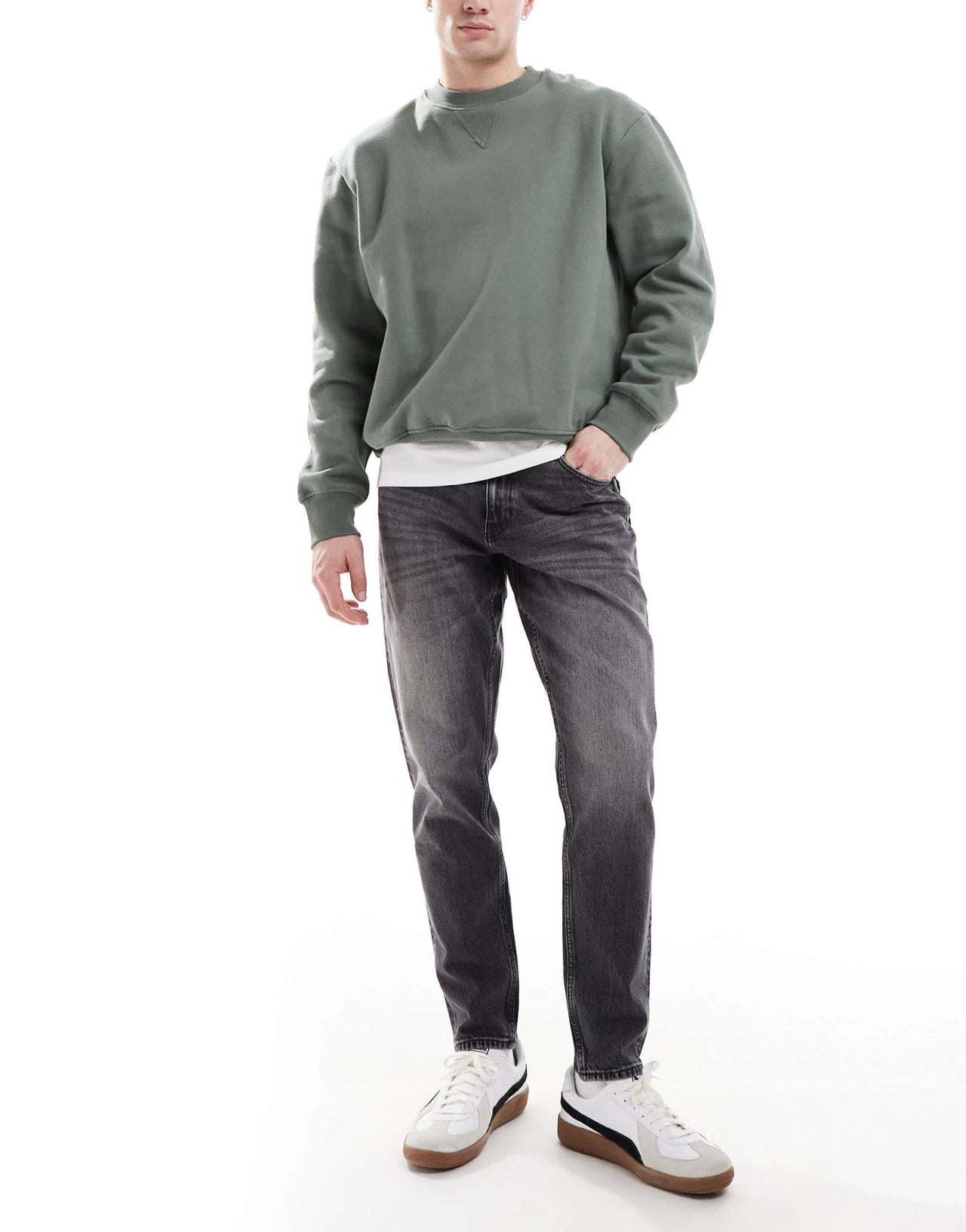 ASOS DESIGN stretch tapered jeans in vintage black wash - ASOS Sample Sale