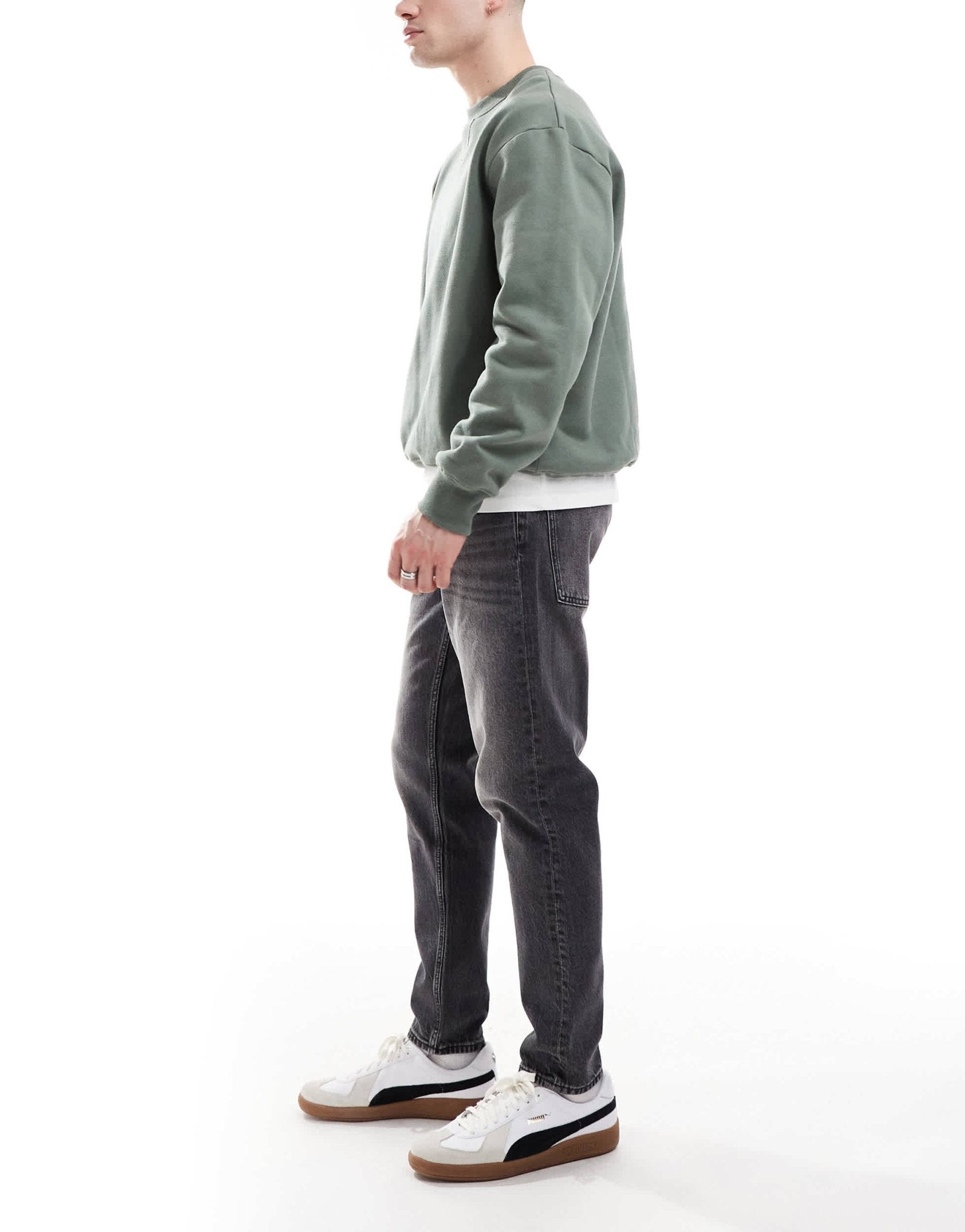 ASOS DESIGN stretch tapered jeans in vintage black wash - ASOS Sample Sale