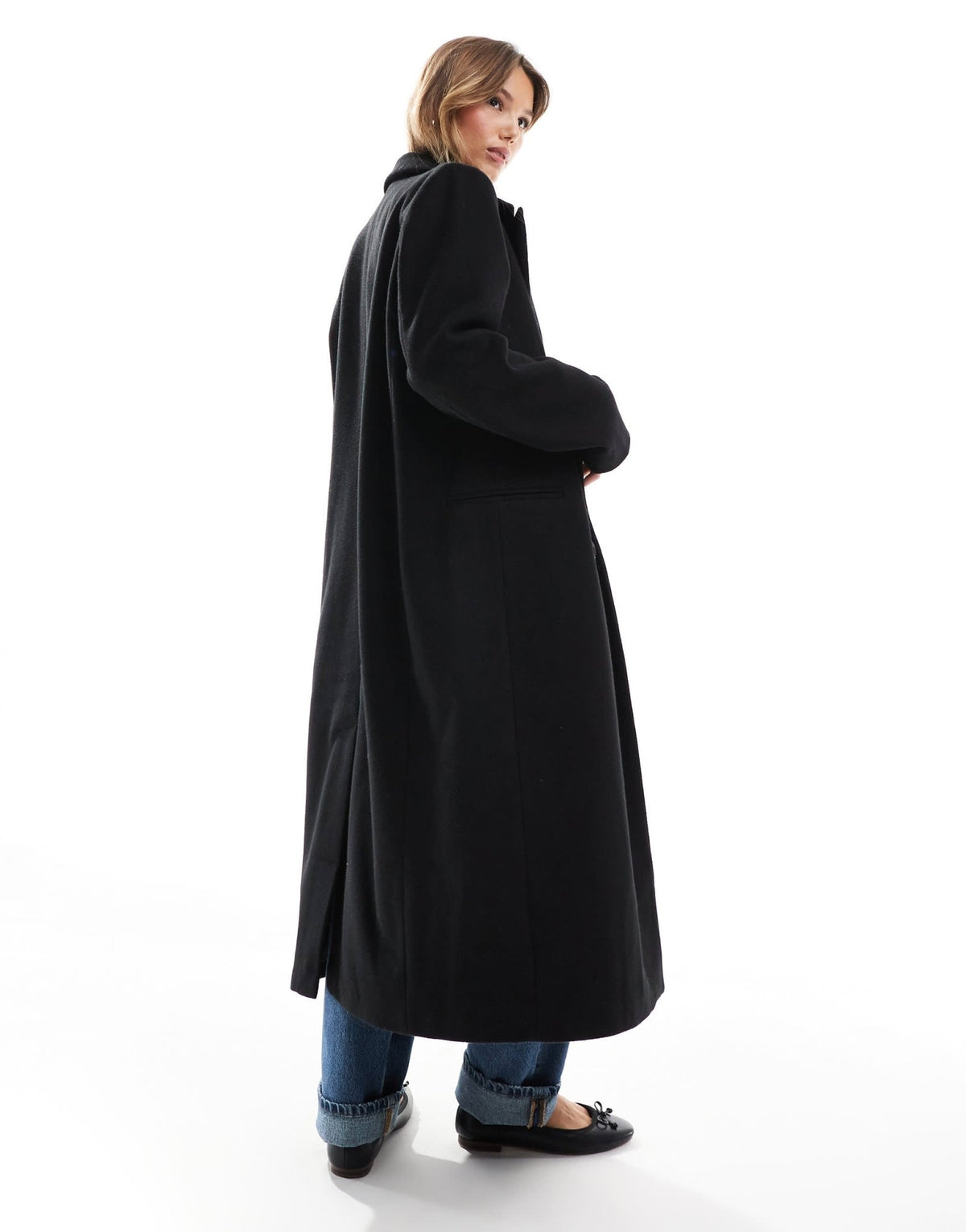 ASOS DESIGN strong shoulder dad coat in black - ASOS Sample Sale