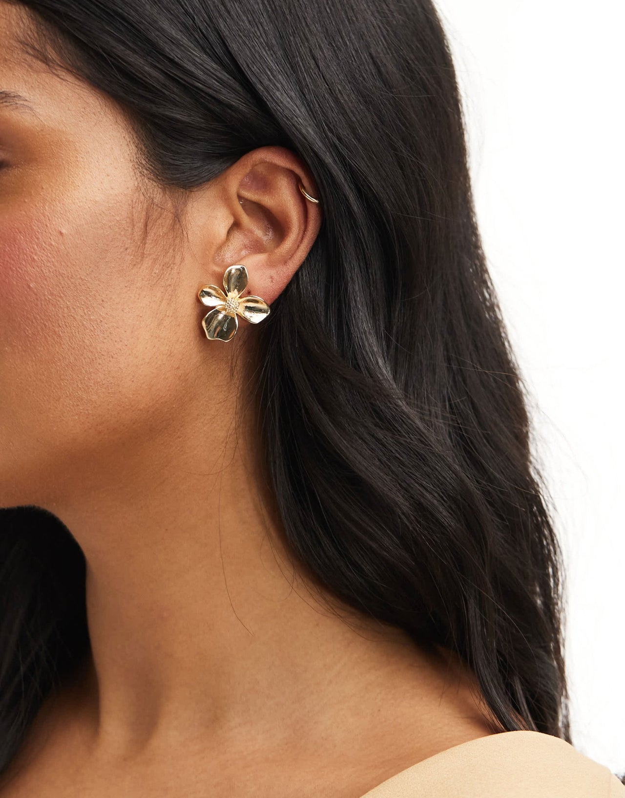 ASOS DESIGN stud earrings with small floral design in gold tone - ASOS Sample Sale