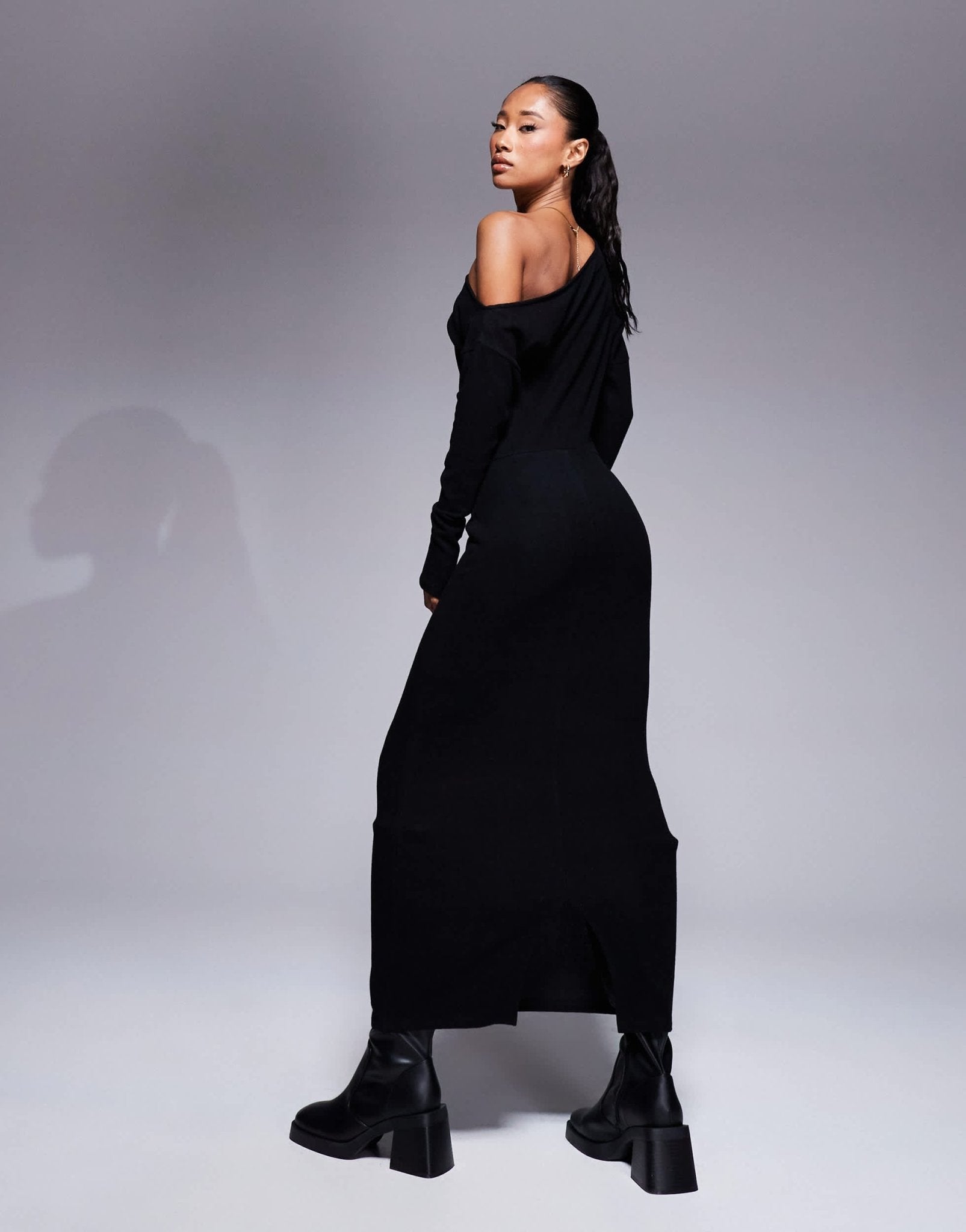 ASOS DESIGN supersoft slouchy fallen shoulder midaxi dress in black - ASOS Sample Sale
