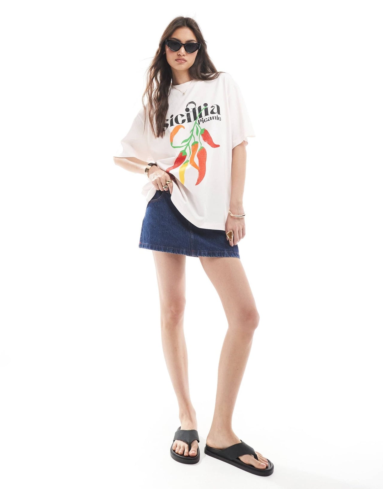 ASOS DESIGN T-shirt with Sicillia chilli graphic in pink - ASOS Sample Sale