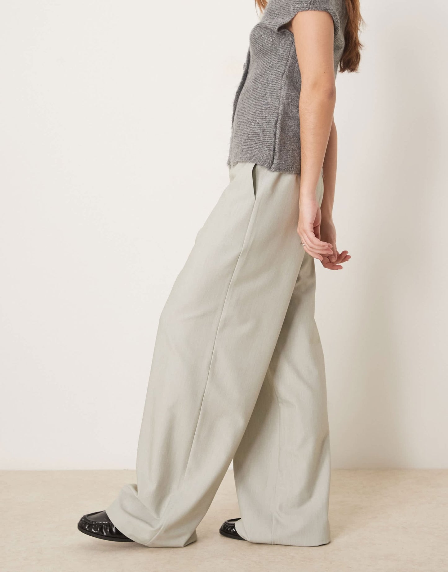 ASOS DESIGN tailored relaxed straight leg trousers in sage green - ASOS Sample Sale