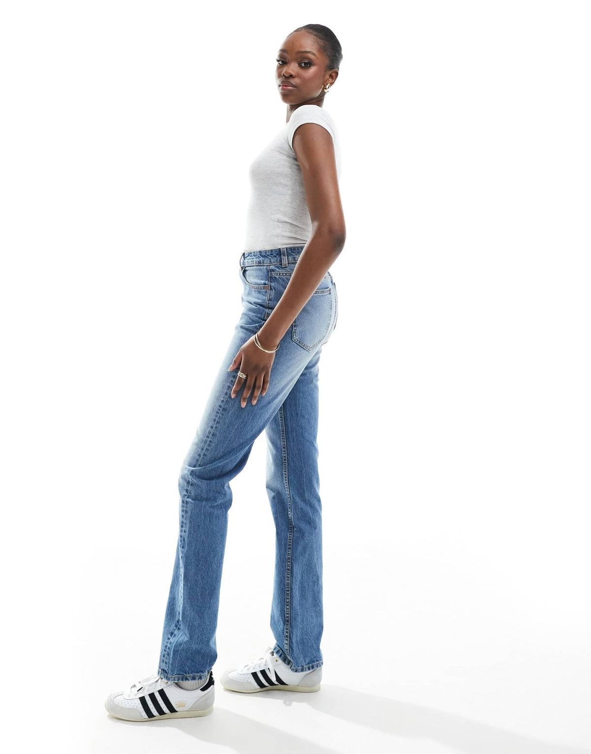 ASOS DESIGN Tall 90s straight jeans in midwash - ASOS Sample Sale