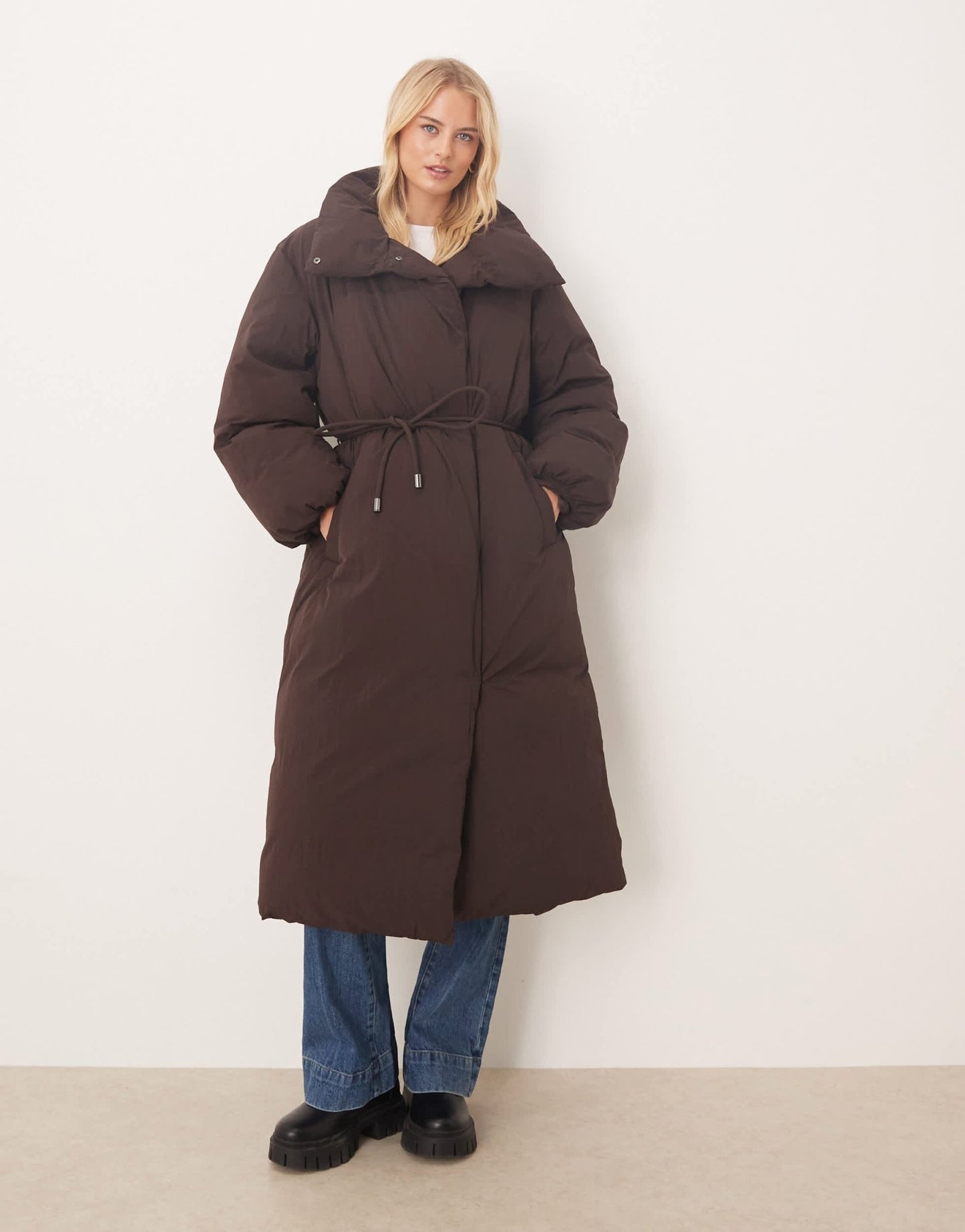 ASOS DESIGN Tall funnel neck longline puffer jacket in chocolate - ASOS Sample Sale