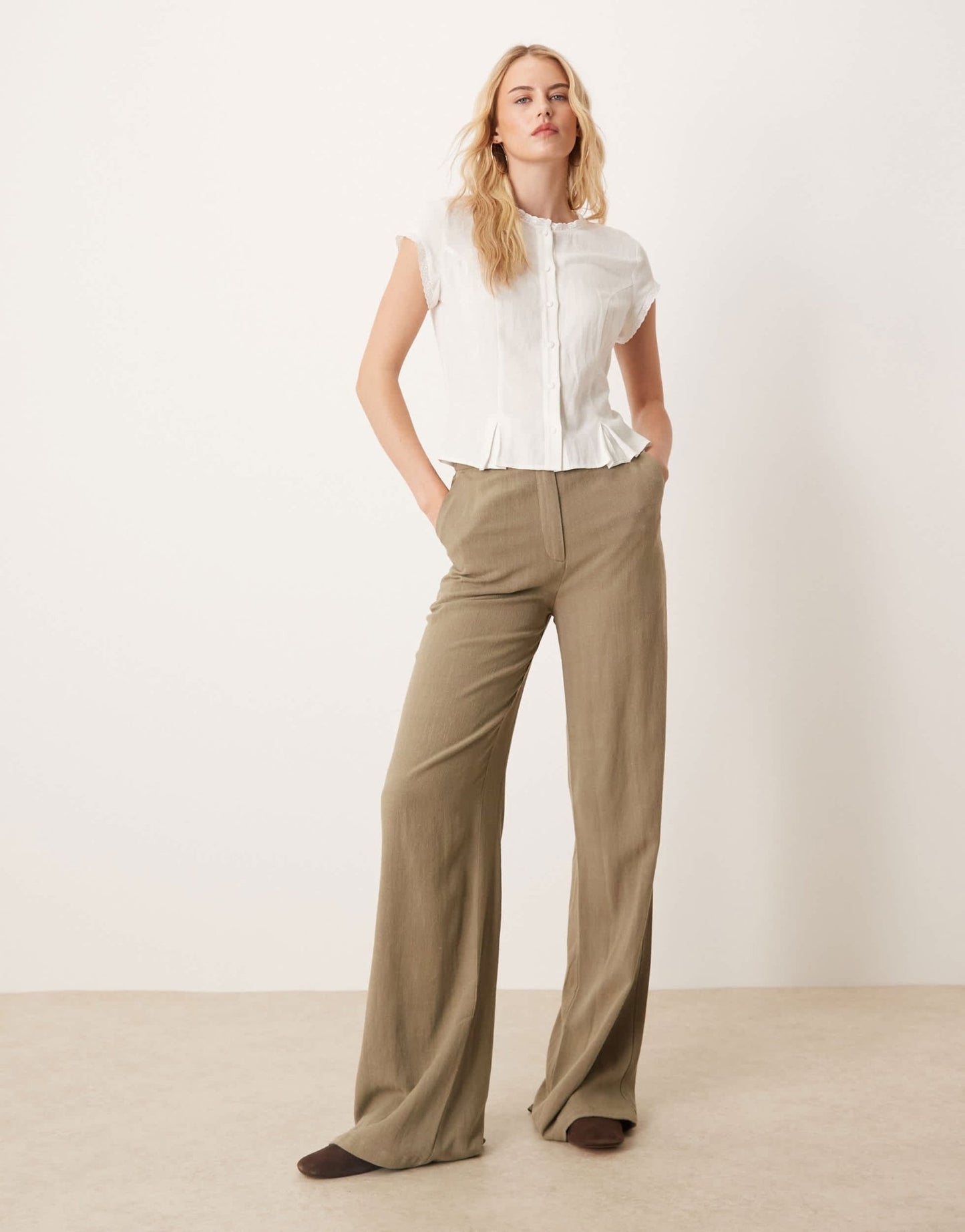 ASOS DESIGN Tall relaxed straight leg trousers with linen in khaki - ASOS Sample Sale