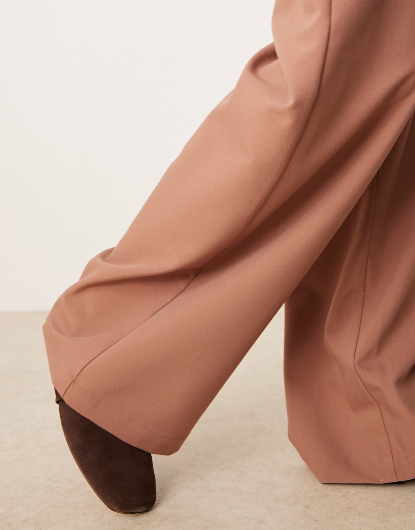 ASOS DESIGN Tall tailored relaxed straight leg trousers in apricot - ASOS Sample Sale